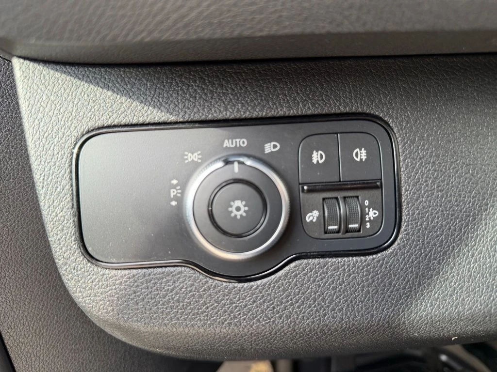 Mercedes-Benz-Sprinter 314-image-13