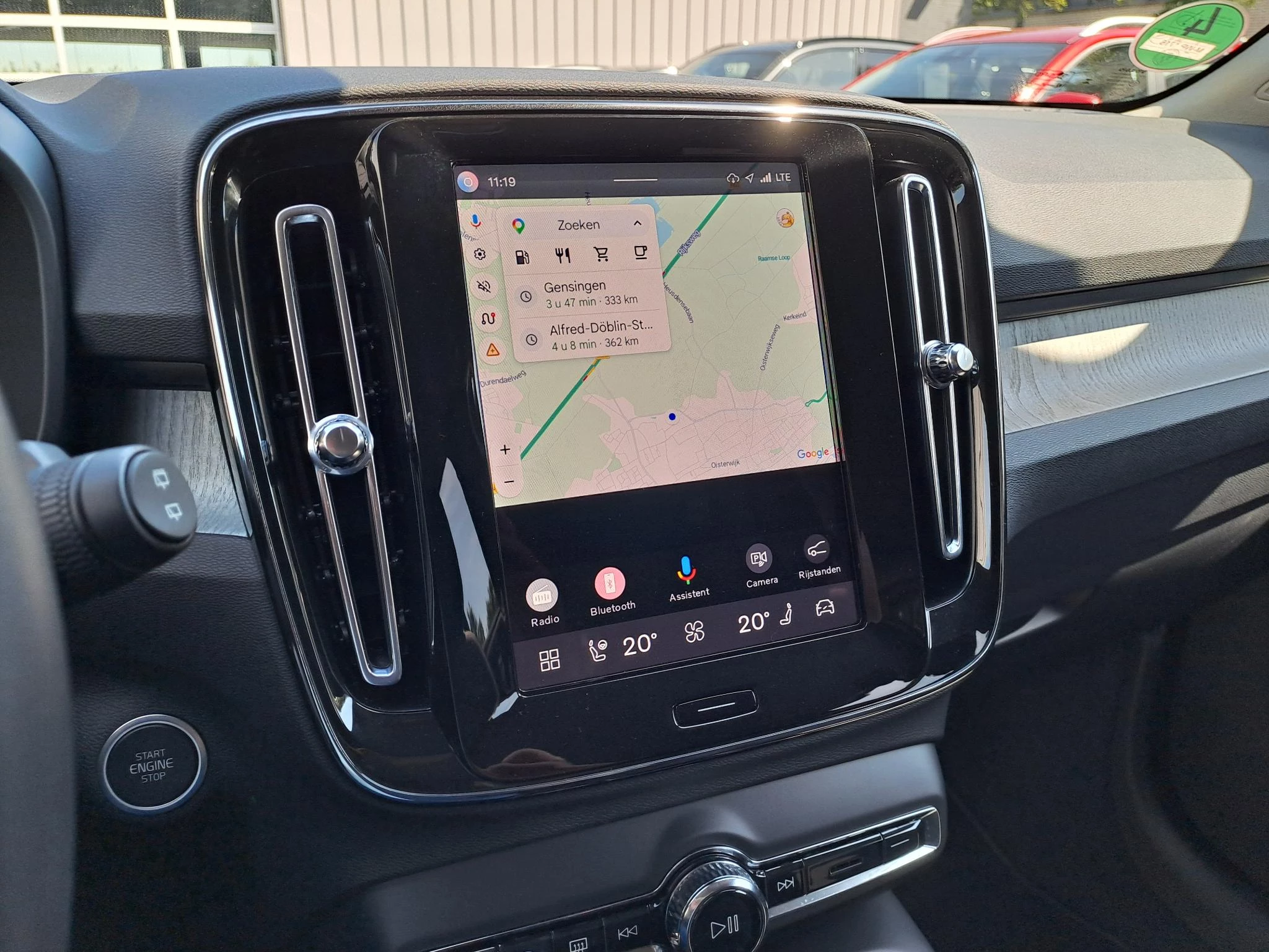 Volvo XC40 2.0 B4 Plus Dark