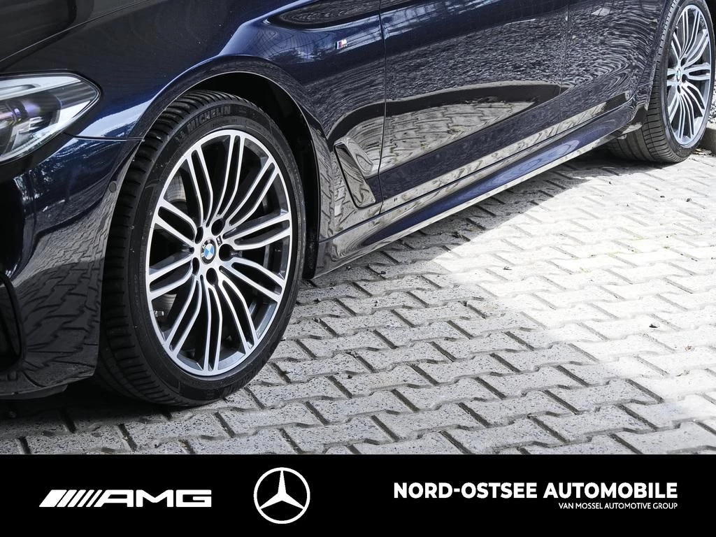 BMW 5er Reihe 520 d M SPORT HUD AHK PANO LED NAVI PDC SITZHZ M Sport