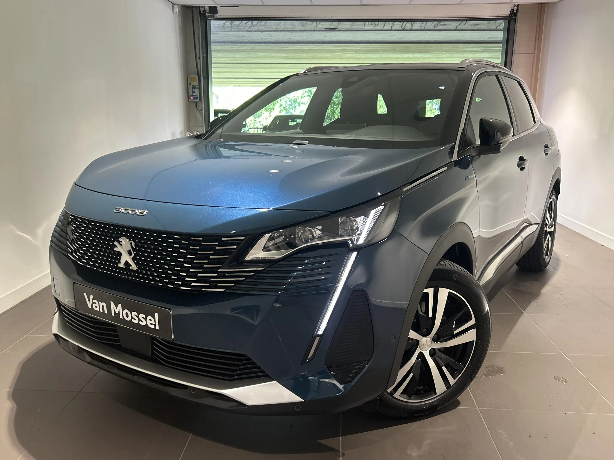 Peugeot 3008 1.6 HYbrid 225 GT