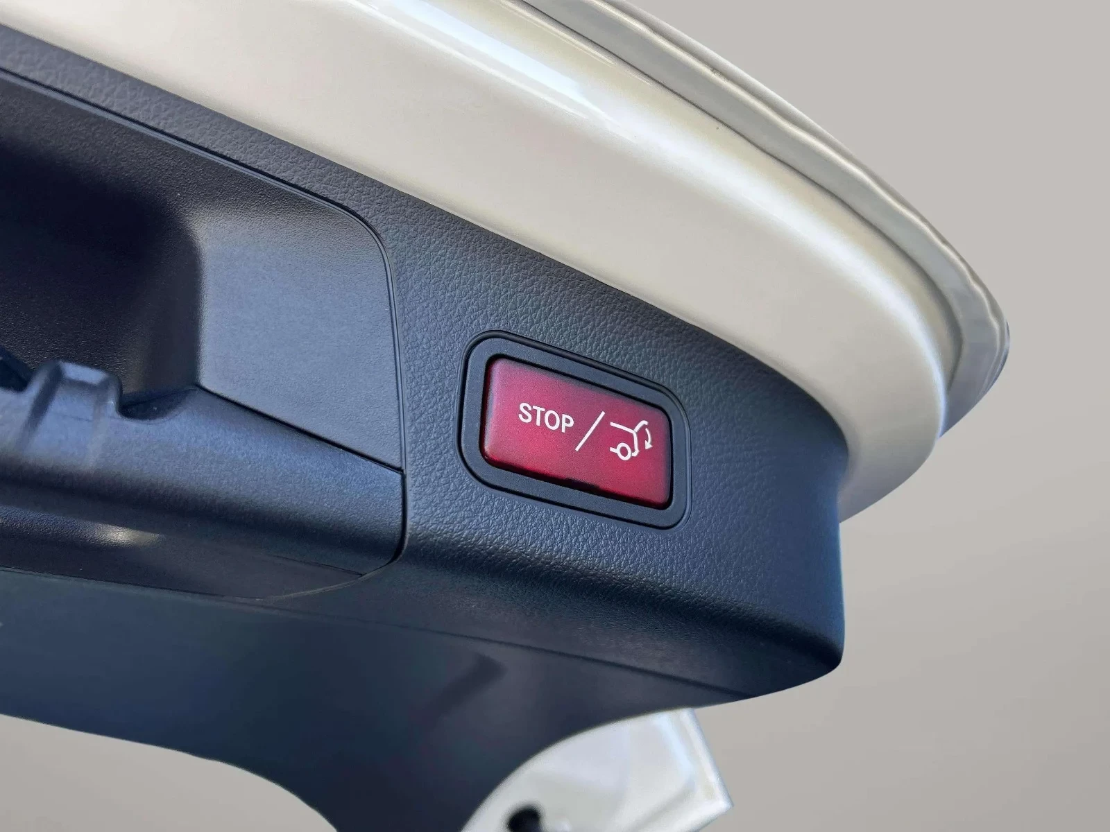Mercedes-Benz-EQA-image-21