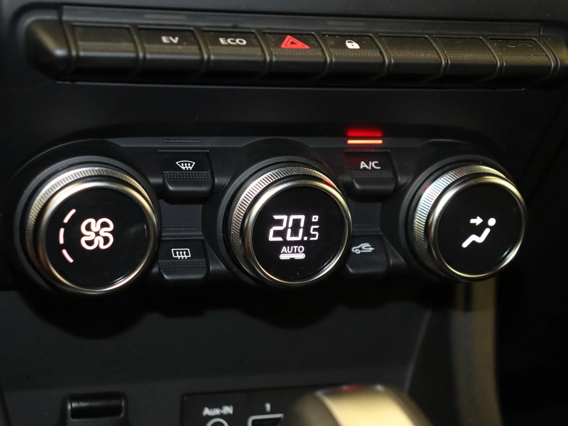 Renault Captur 1.6 E-Tech Hybrid 145 Zen