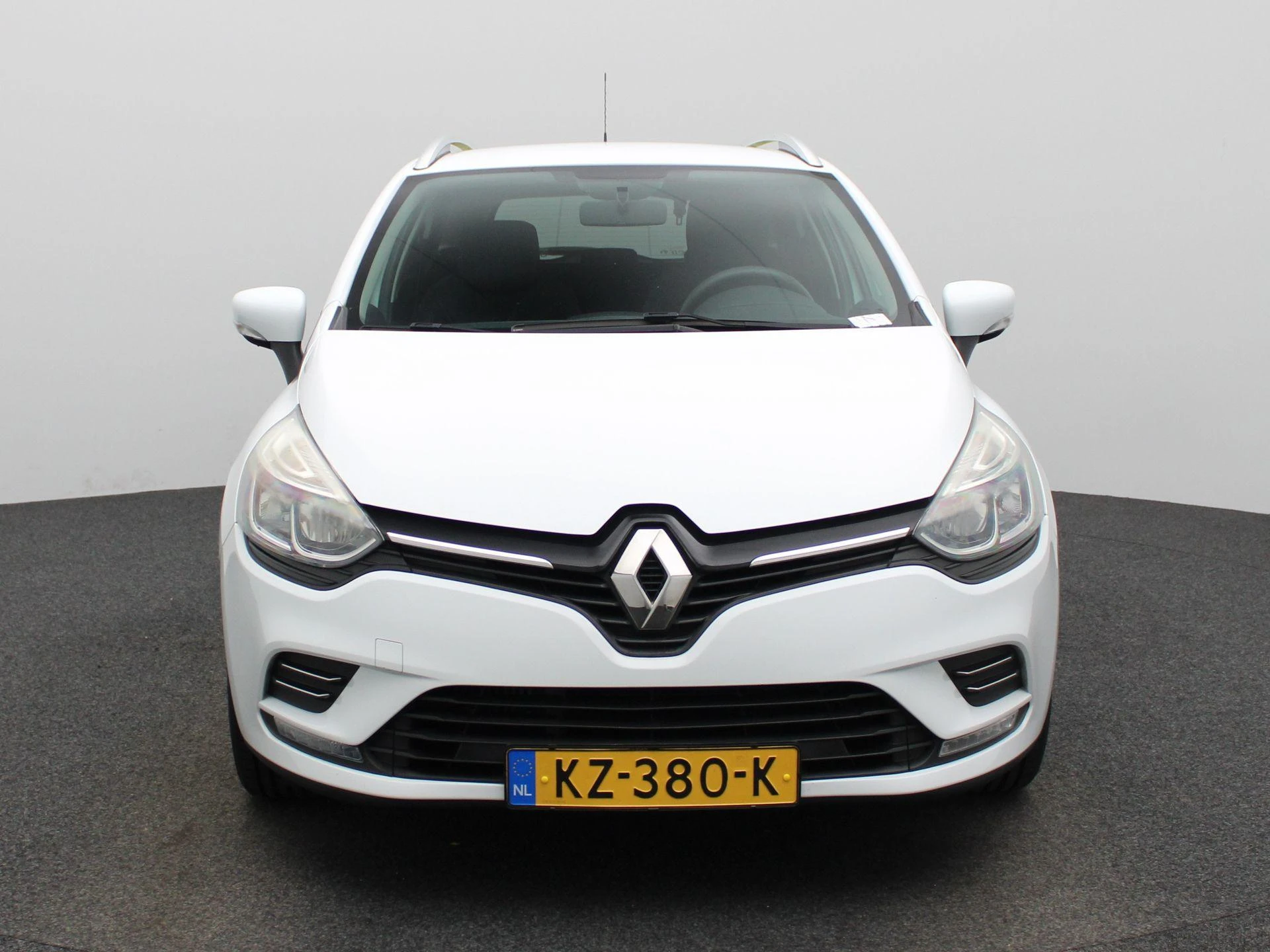 Renault-Clio-image-2