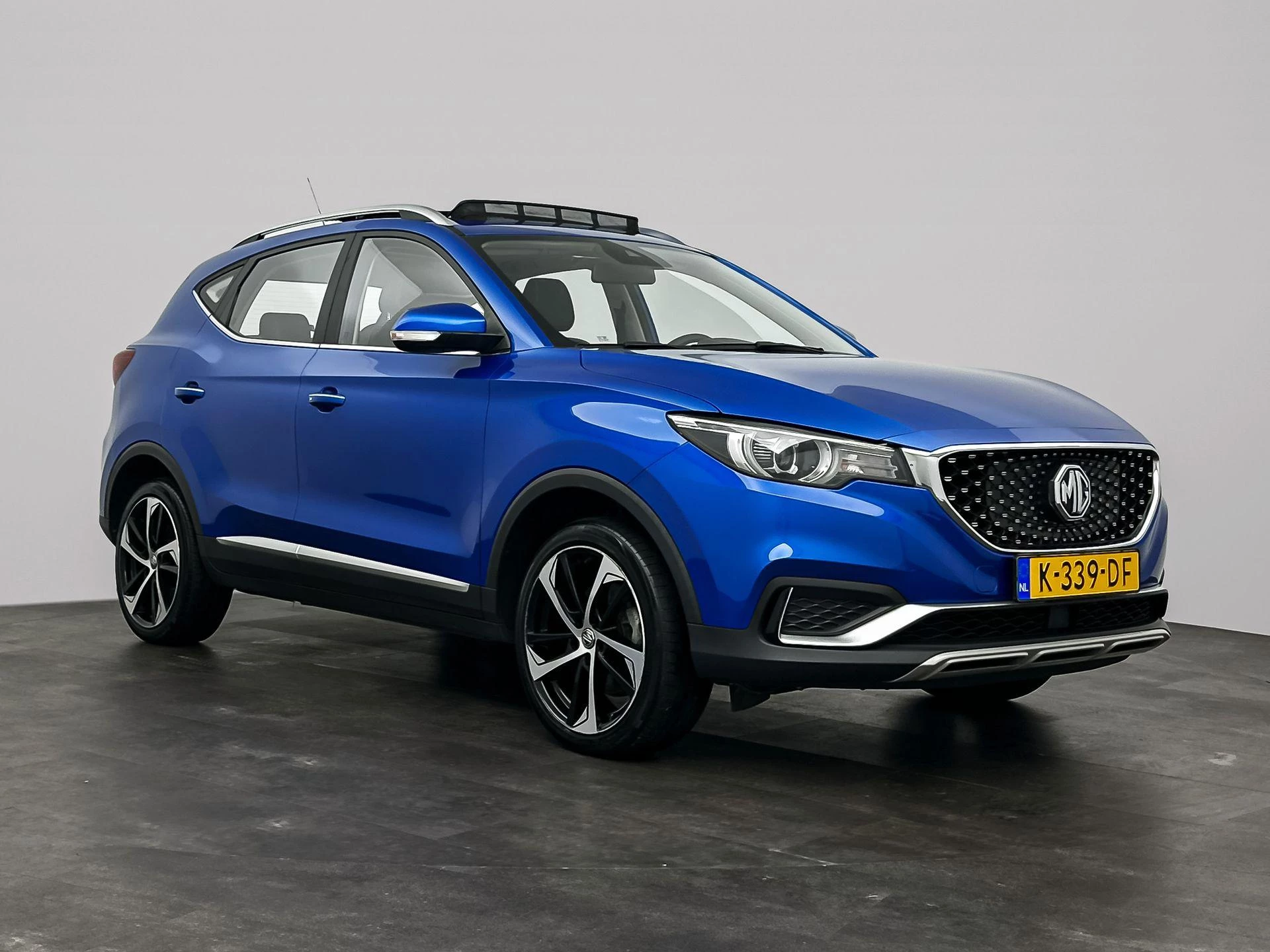 MG-ZS EV-image-6