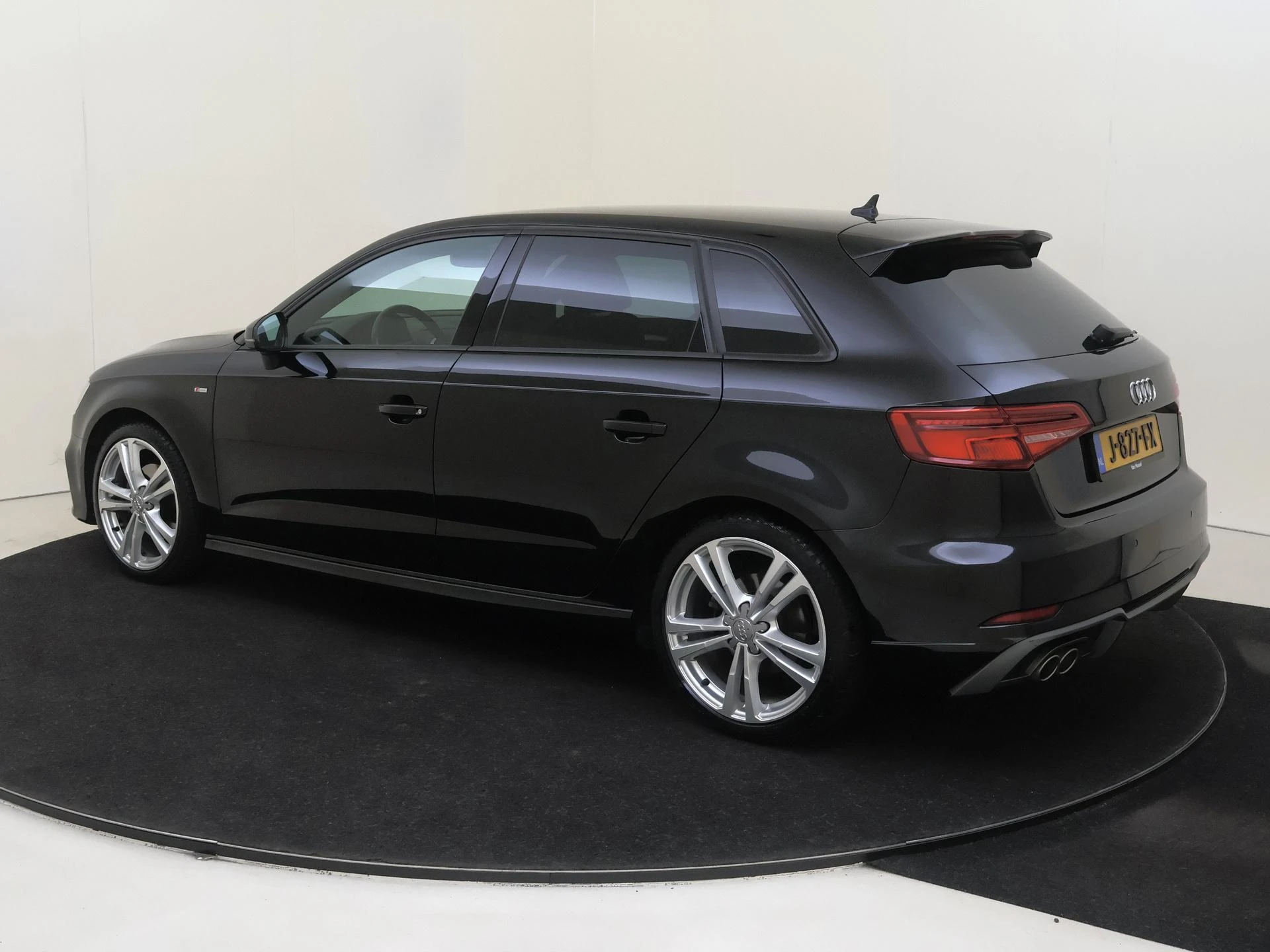 Audi-A3-image-2