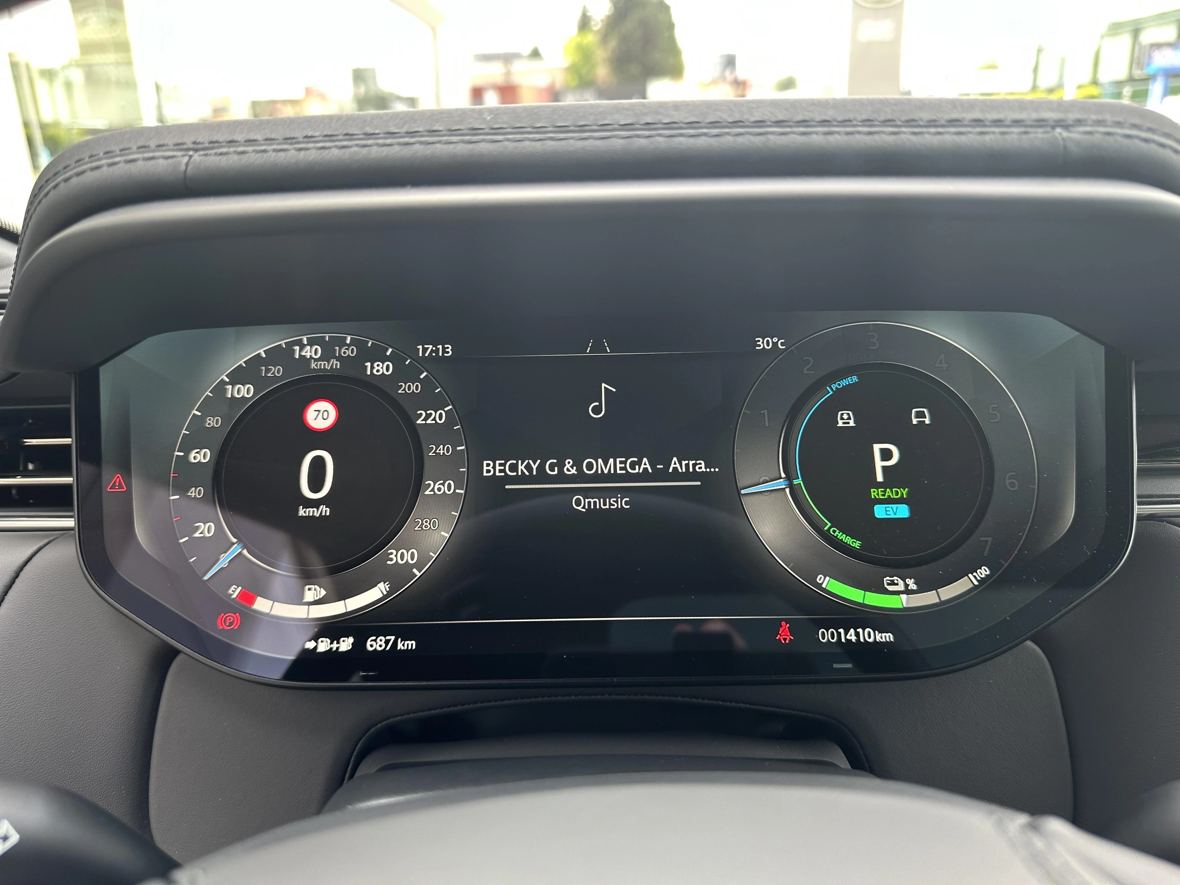 Land Rover-Range Rover Sport-image-12