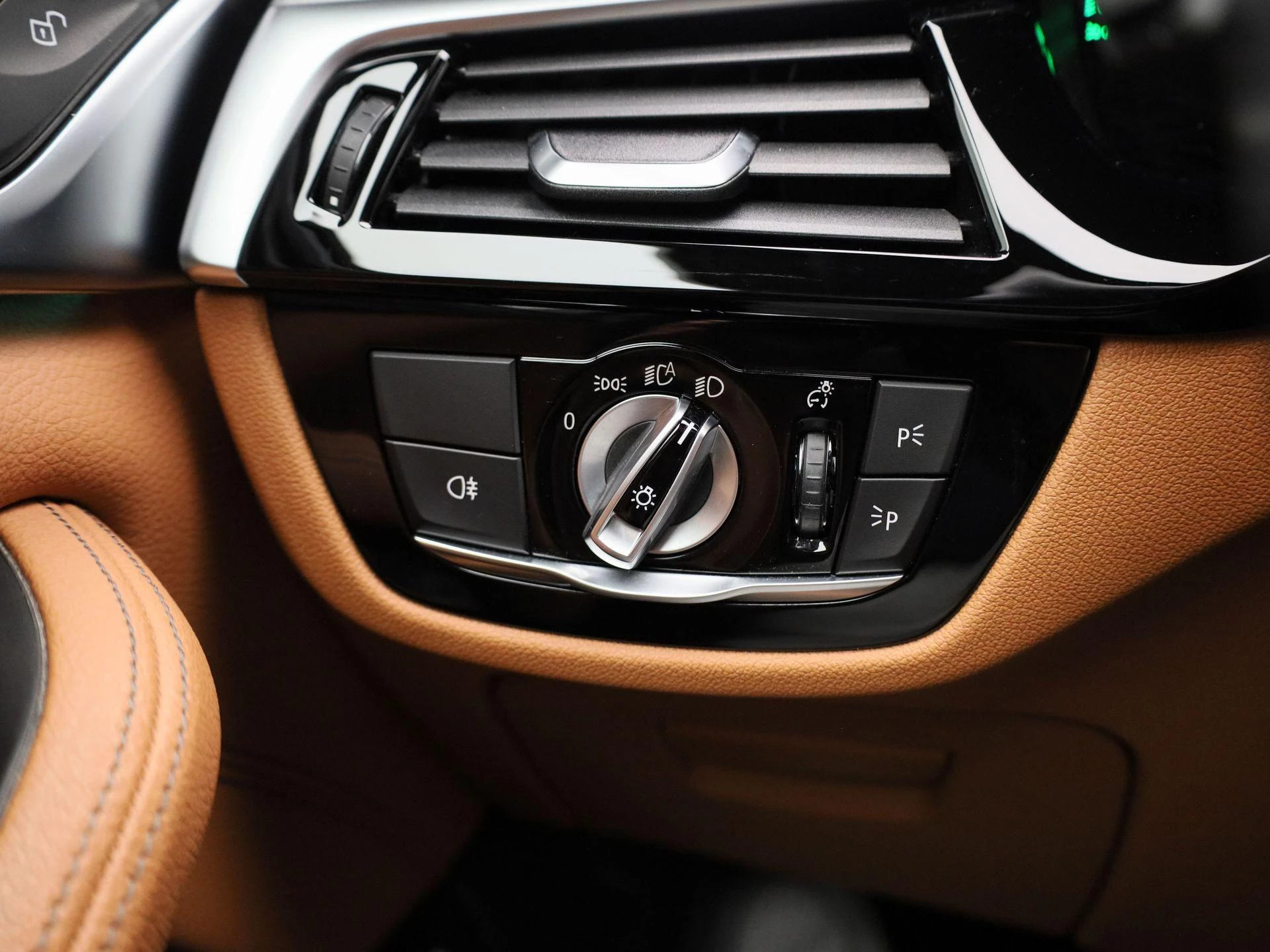 BMW-5 Serie-image-21