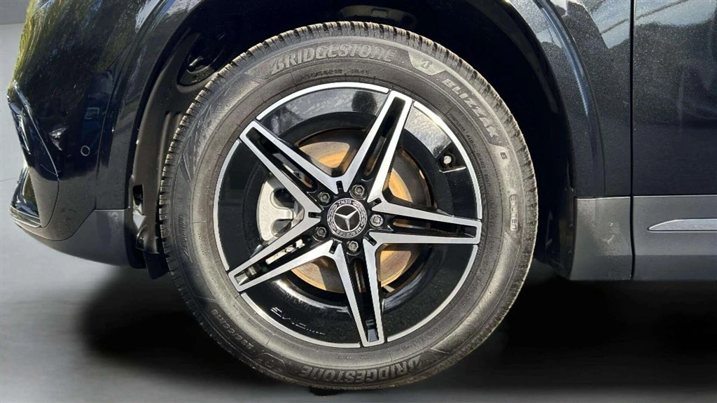 Mercedes-Benz-EQA-image-8