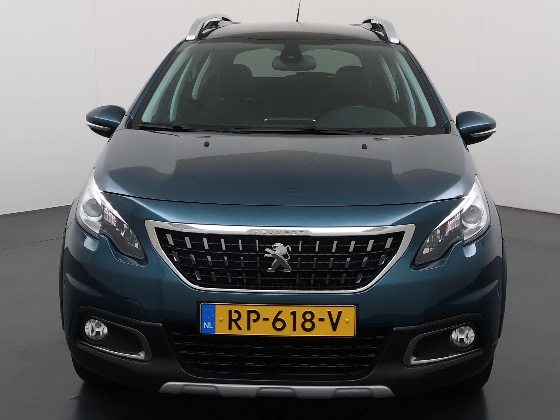 Peugeot 2008 1.2 PureTech Allure