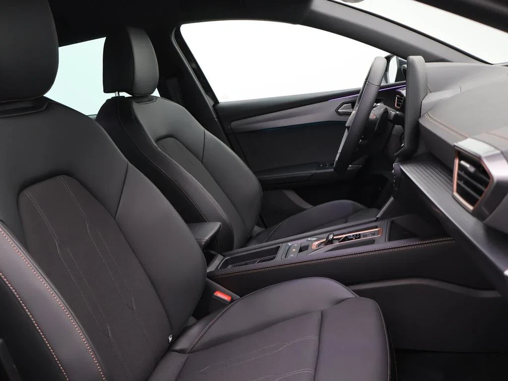 CUPRA-Leon Sportstourer-image-10