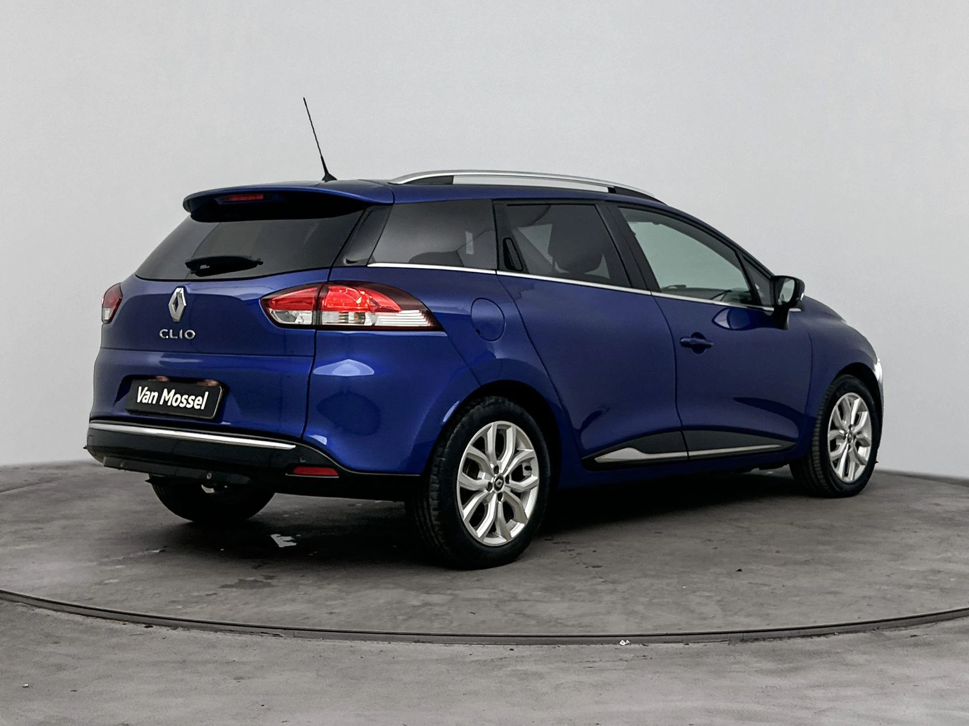 Renault-Clio-image-3