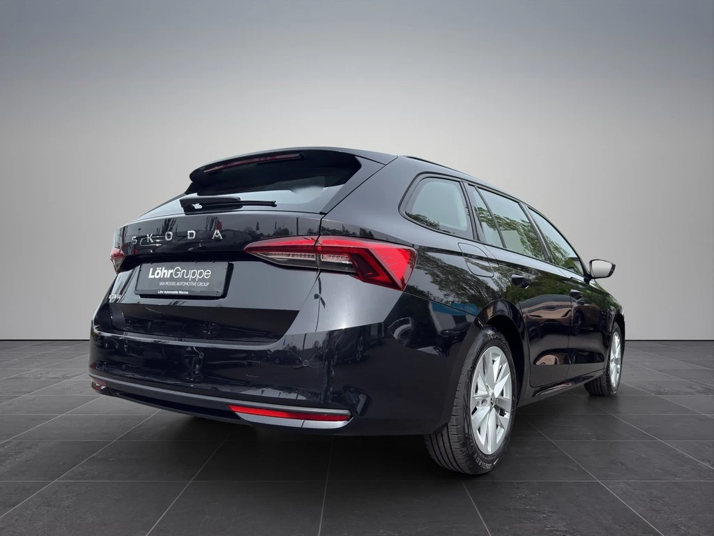 Škoda Octavia Combi 2.0 TDI Selection *NAVI*LED*SITZHEIZUNG*