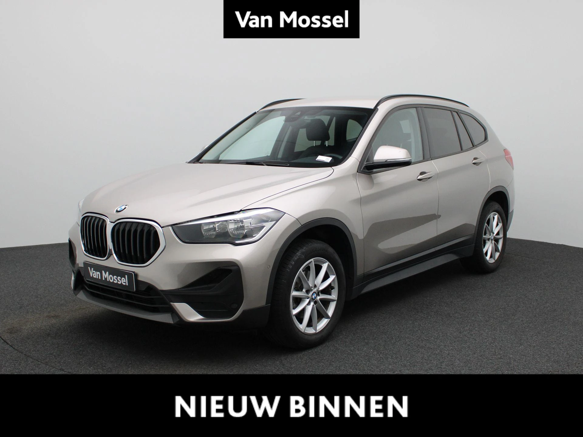 BMW-X1-image-0