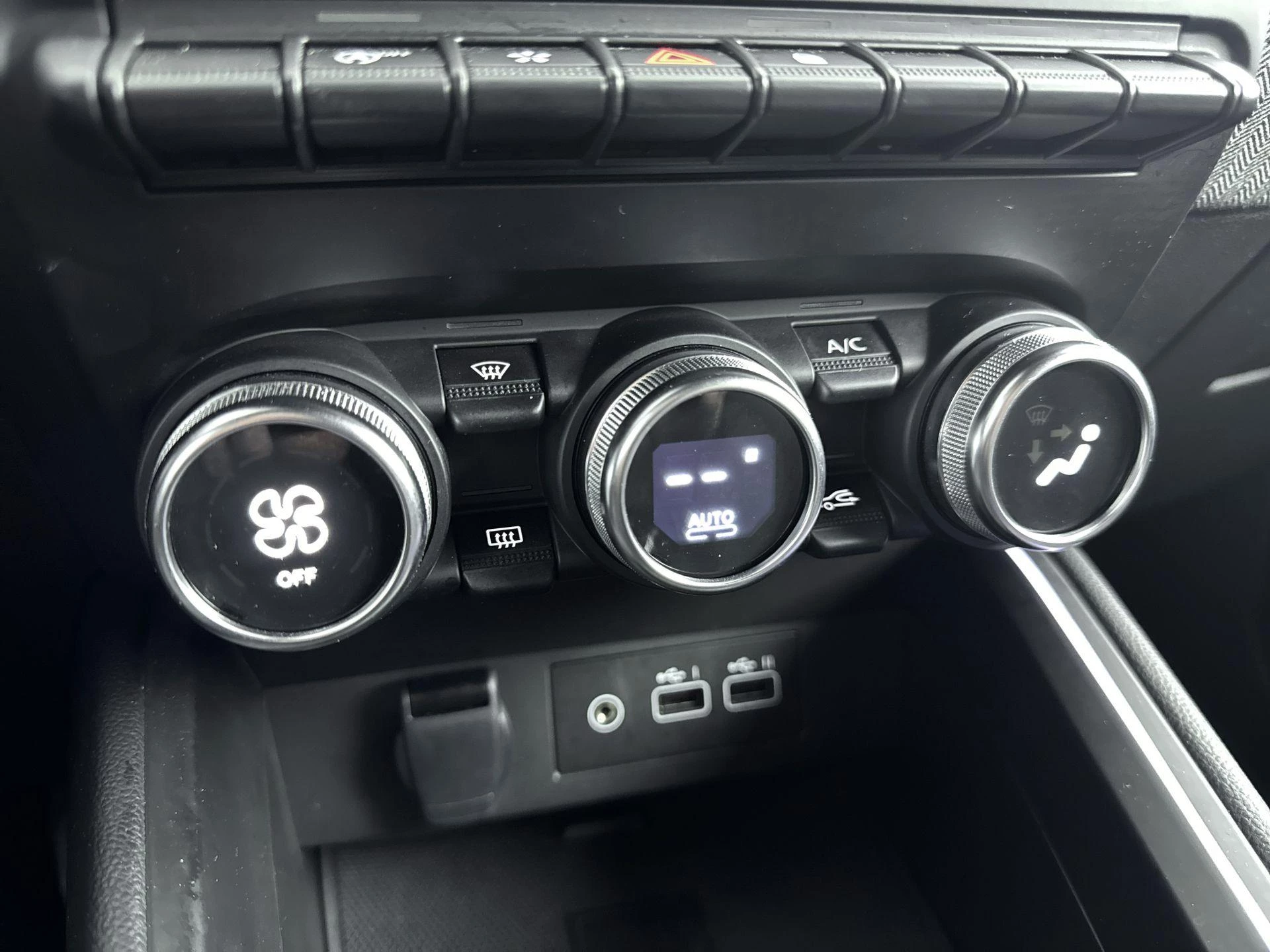 Renault-Clio-image-7