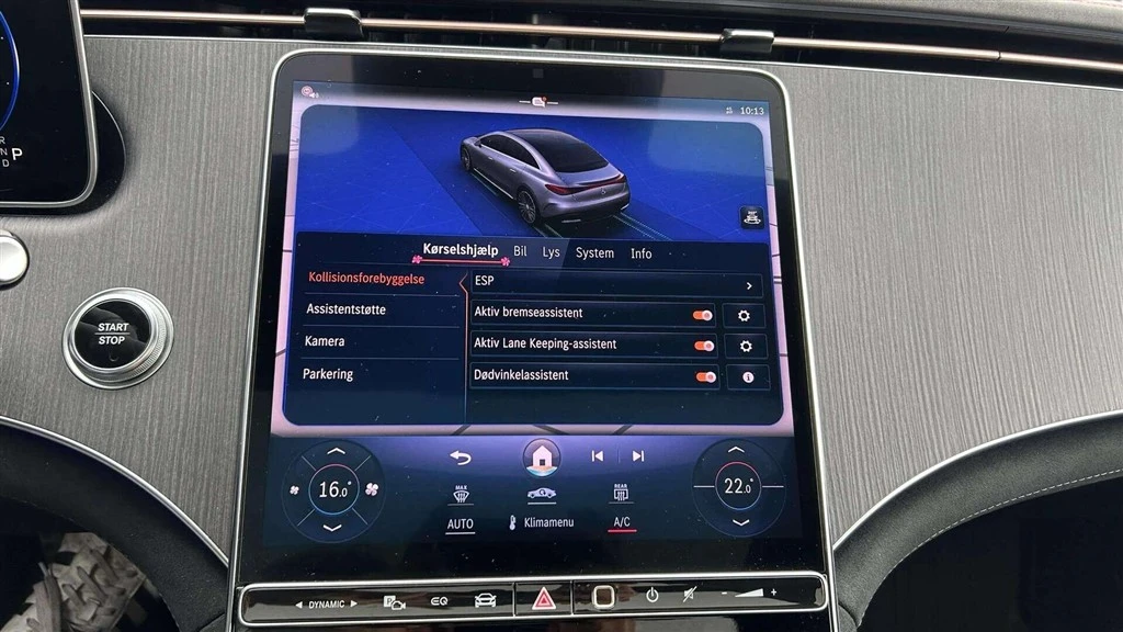 Mercedes-Benz-EQE-image-17