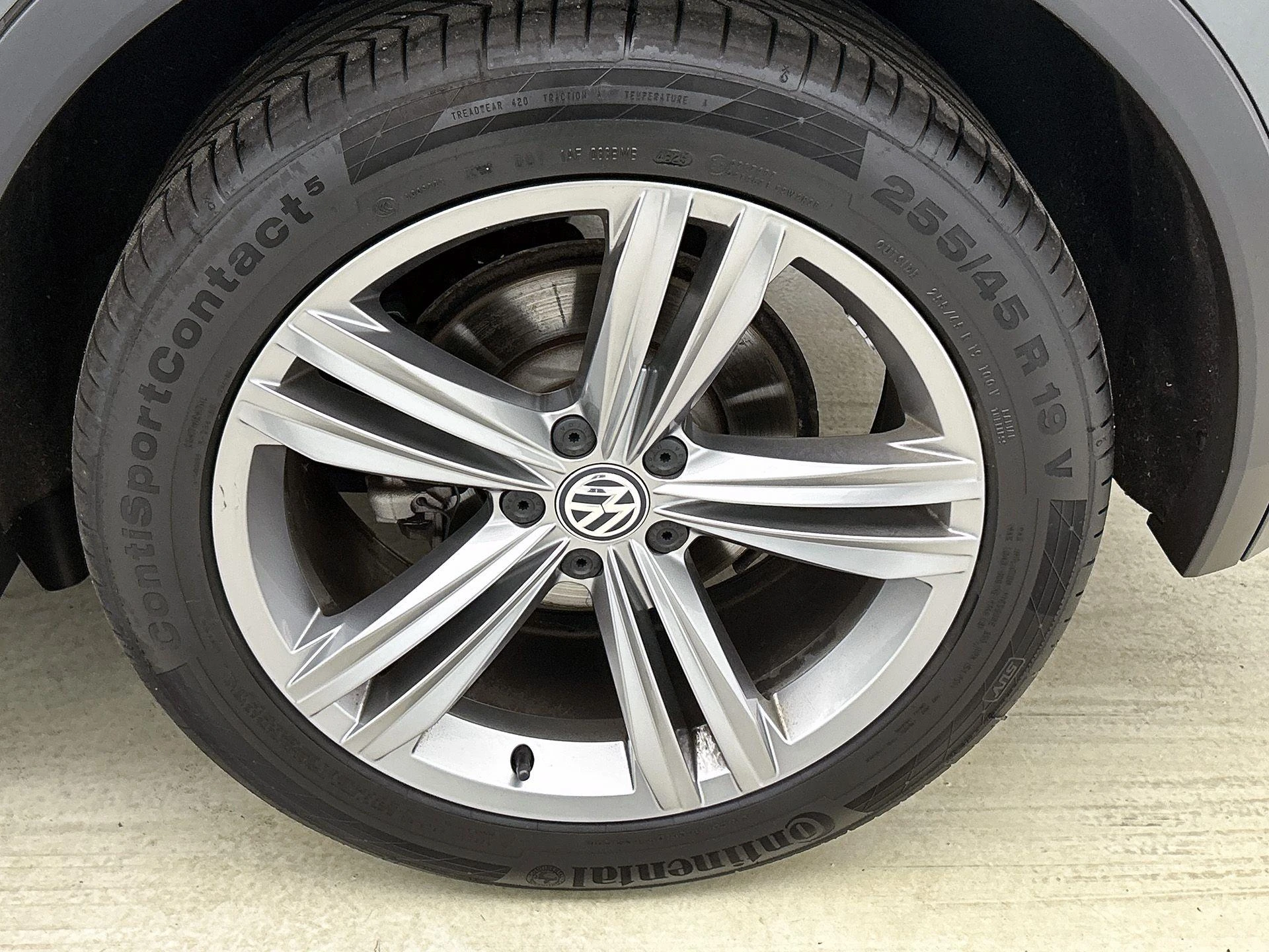 Volkswagen-Tiguan-image-36