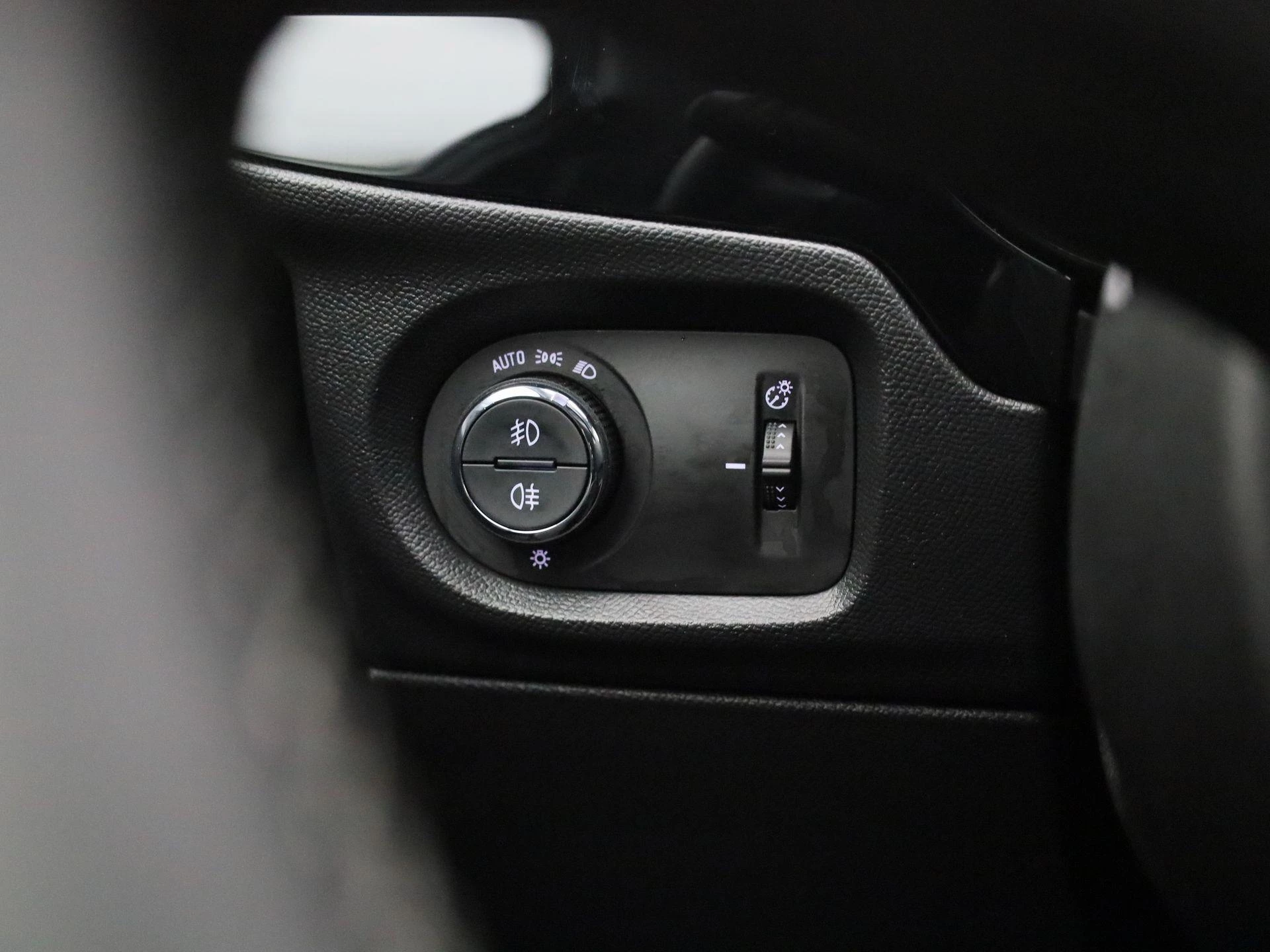 Opel-Corsa-e-image-21