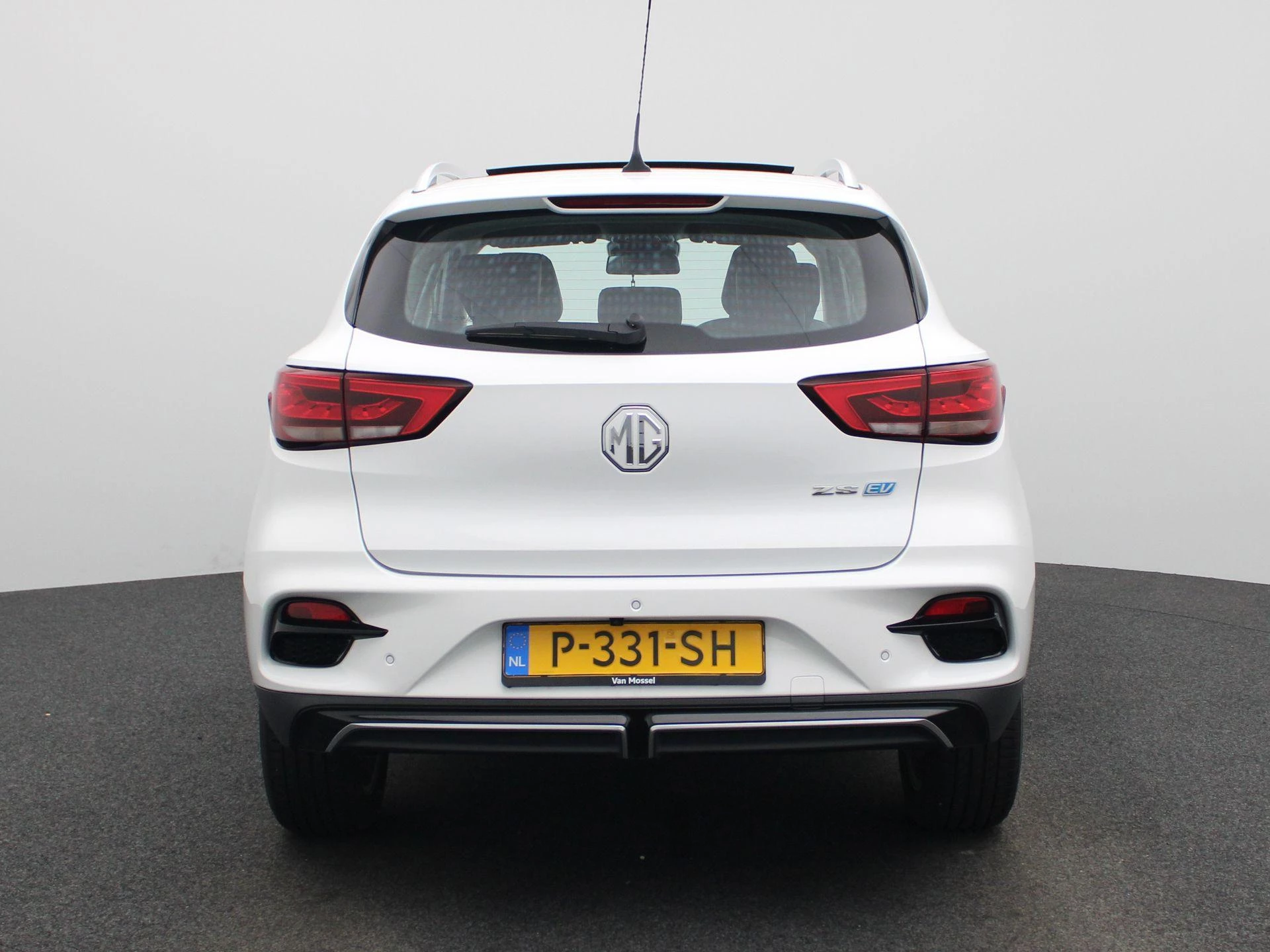 MG-ZS EV-image-4