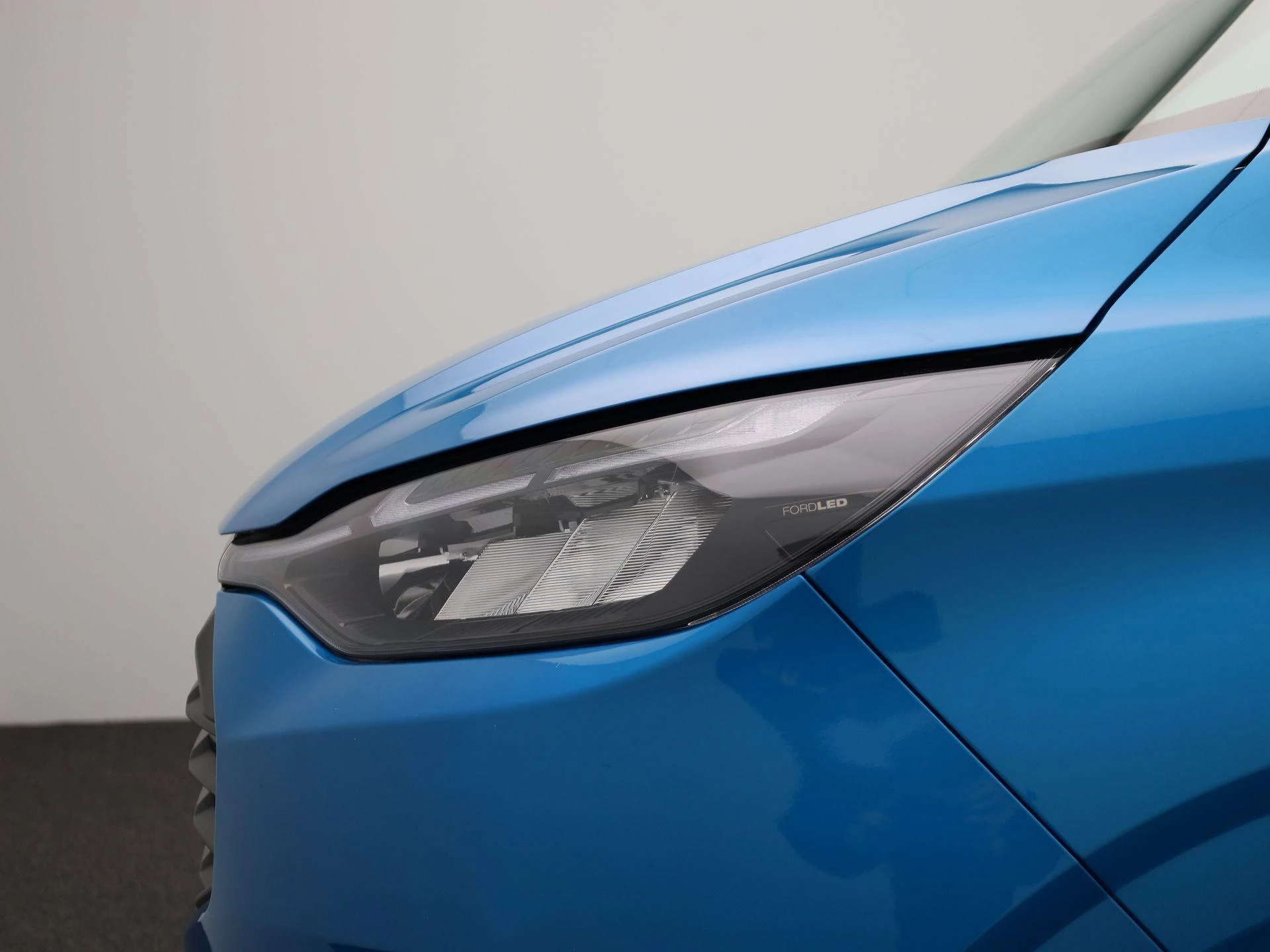 Ford-Transit Custom-image-13