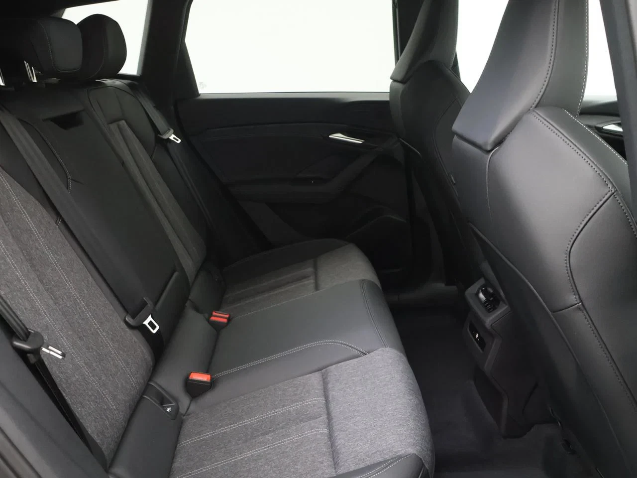 Audi-Q6 e-tron-image-19