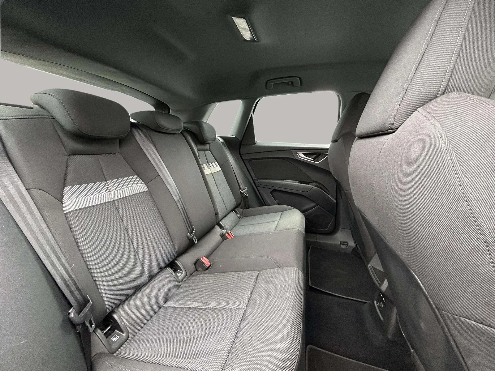 Audi Q4 e-tron Advanced