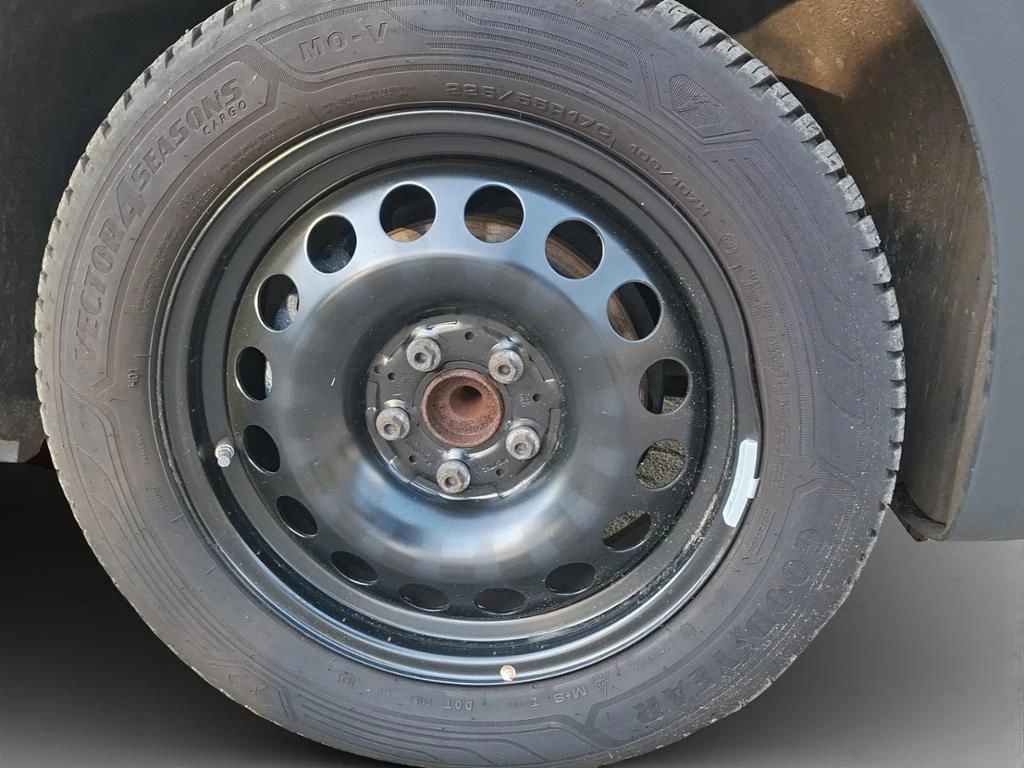 Mercedes-Benz-Vito 116-image-6