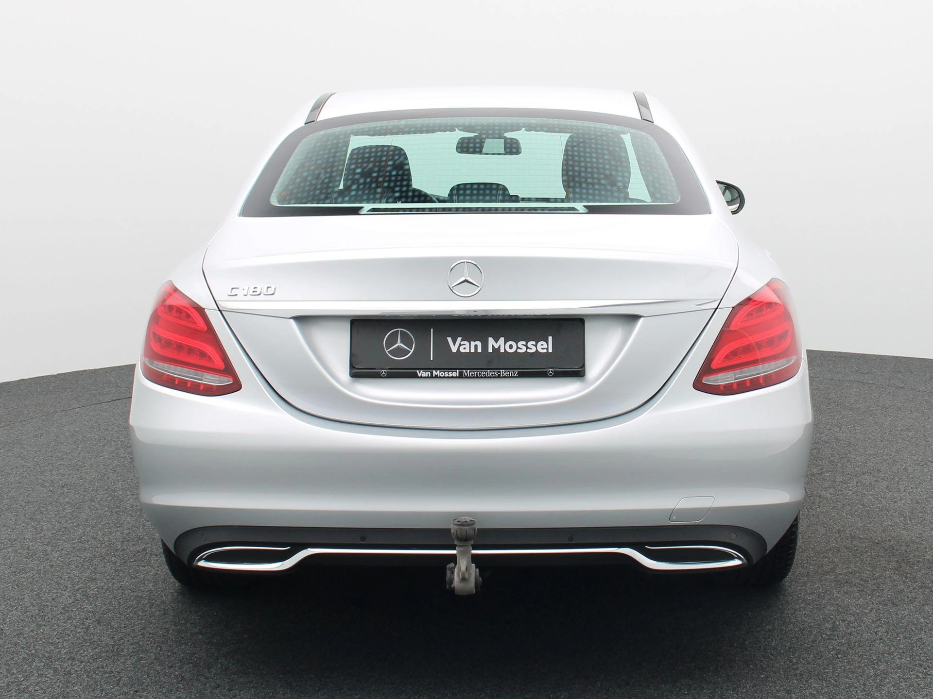 Mercedes-Benz-C-Klasse-image-4
