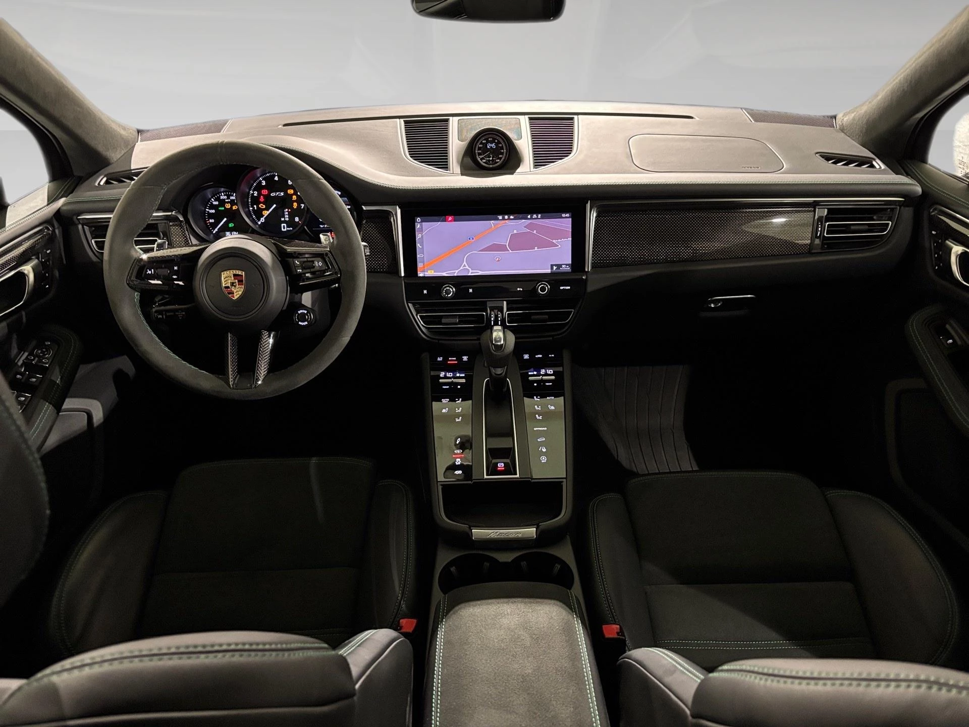 Porsche-Macan-image-4