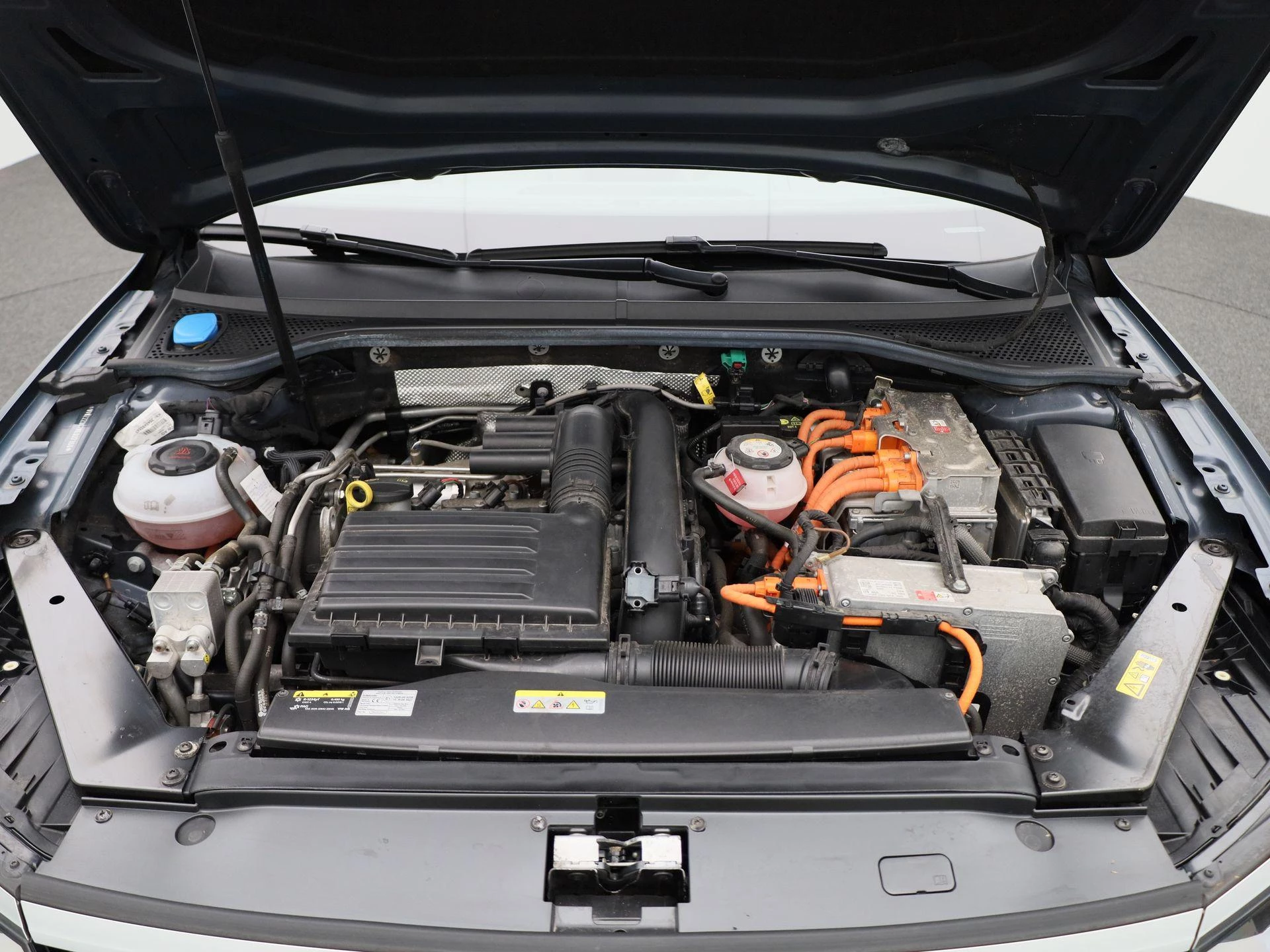 Volkswagen-Passat-image-47