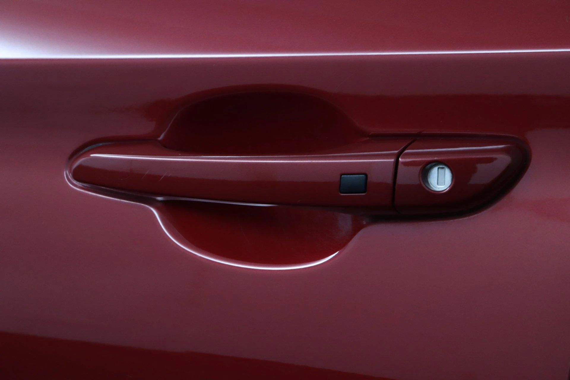 Hyundai-Kona-image-33