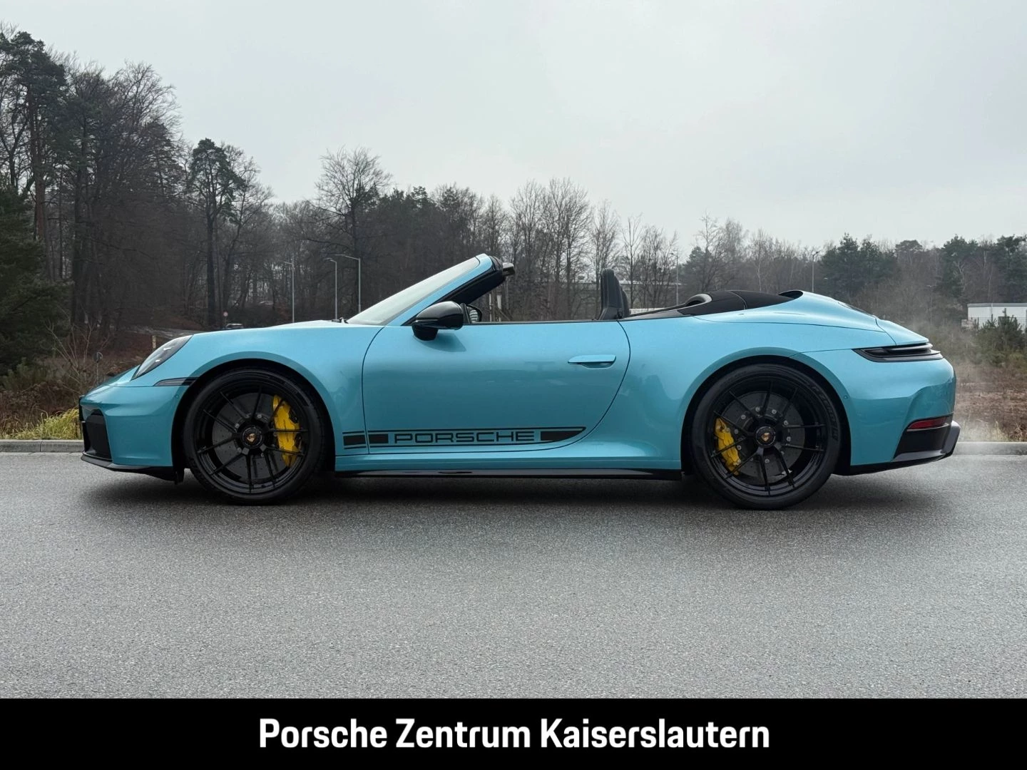 Porsche 911 992 Carrera 4 GTS Cabriolet Liftsystem-VA carrera