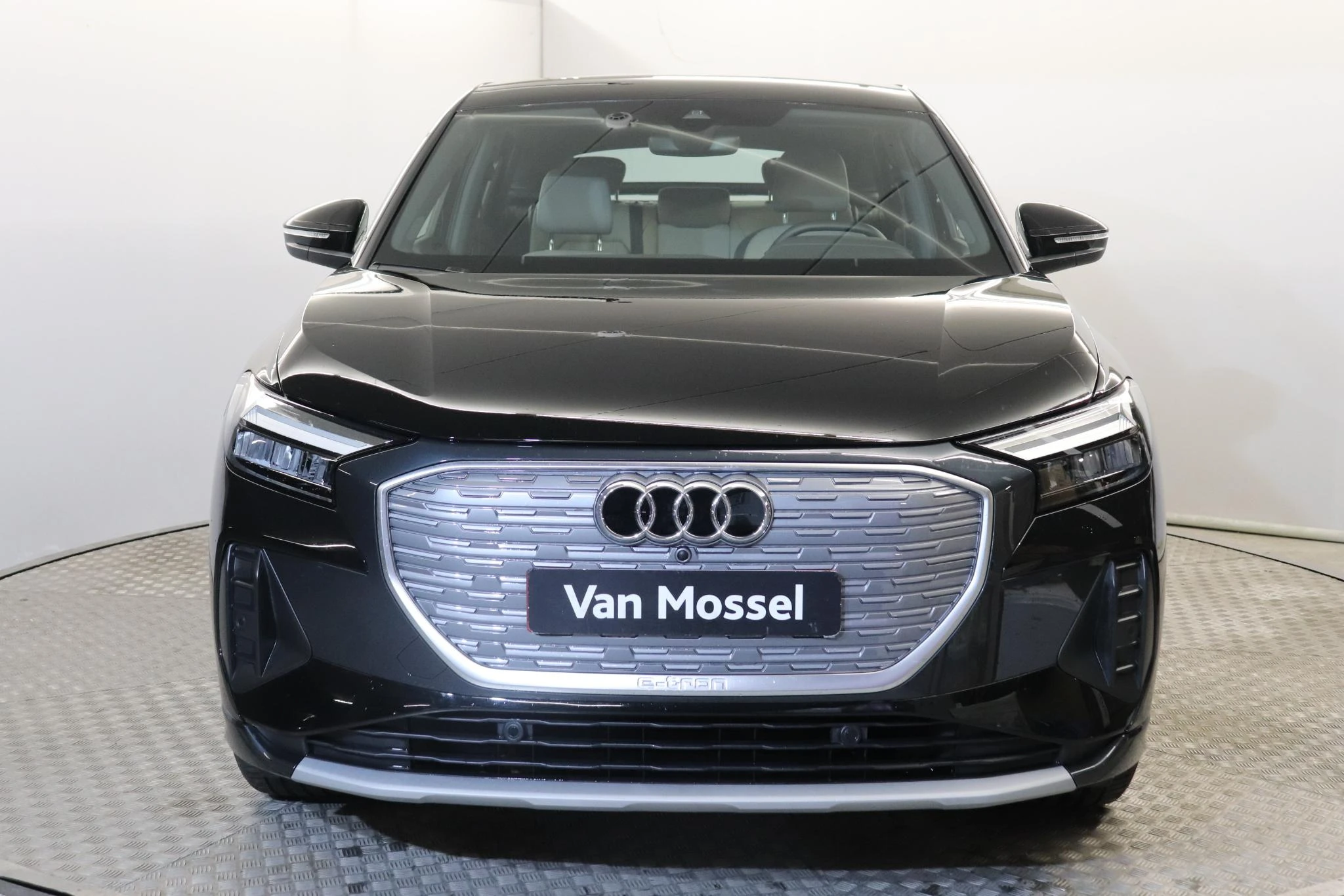 Audi-Q4 Sportback e-tron-image-1