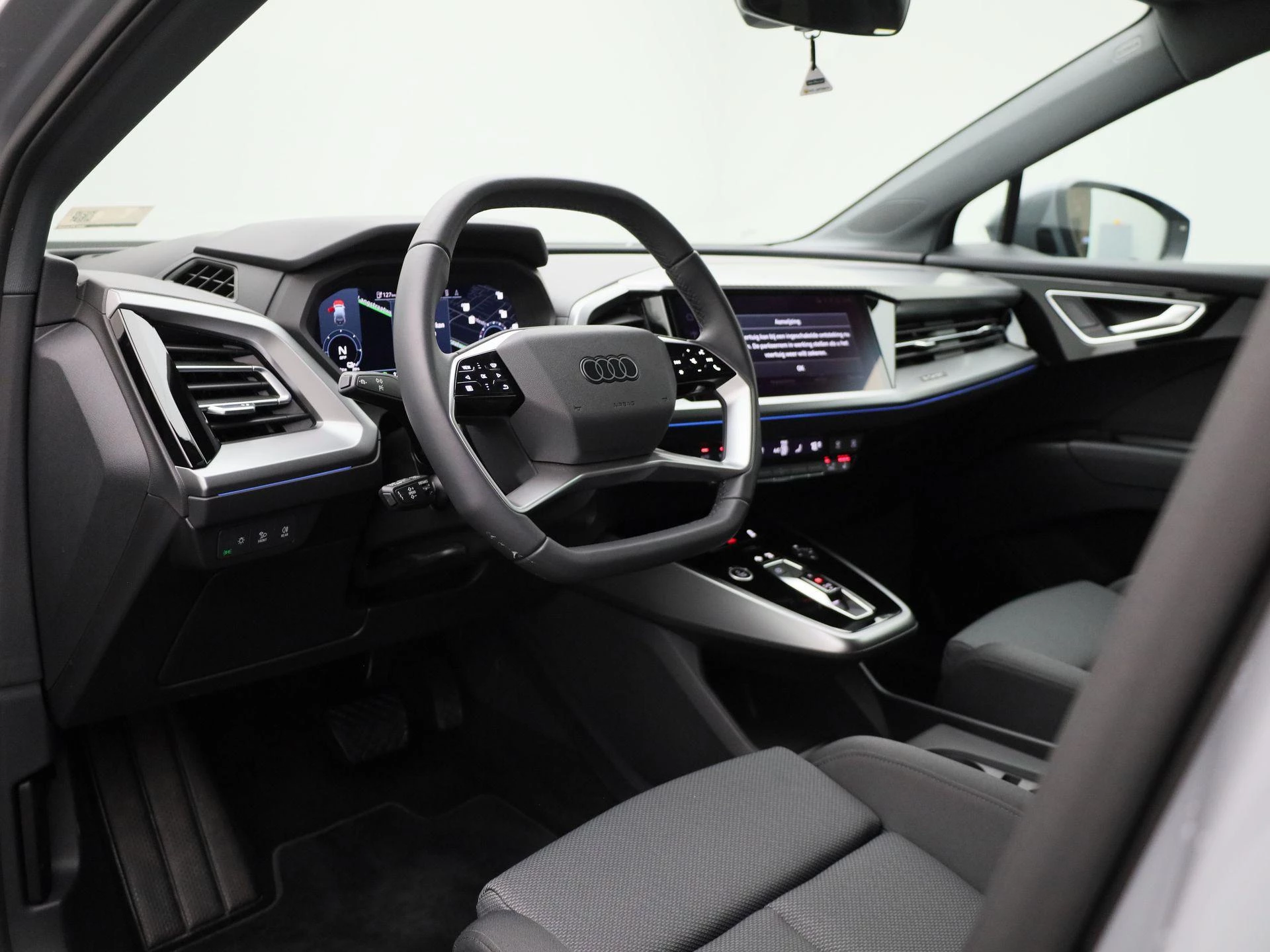 Audi-Q4 e-tron-image-36