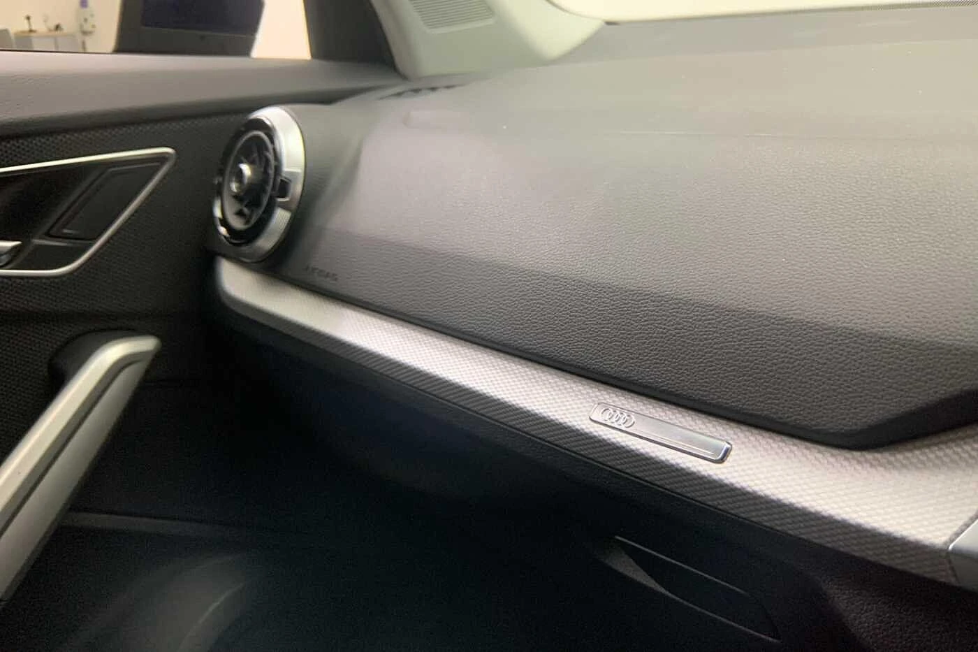 Audi-Q2-image-17