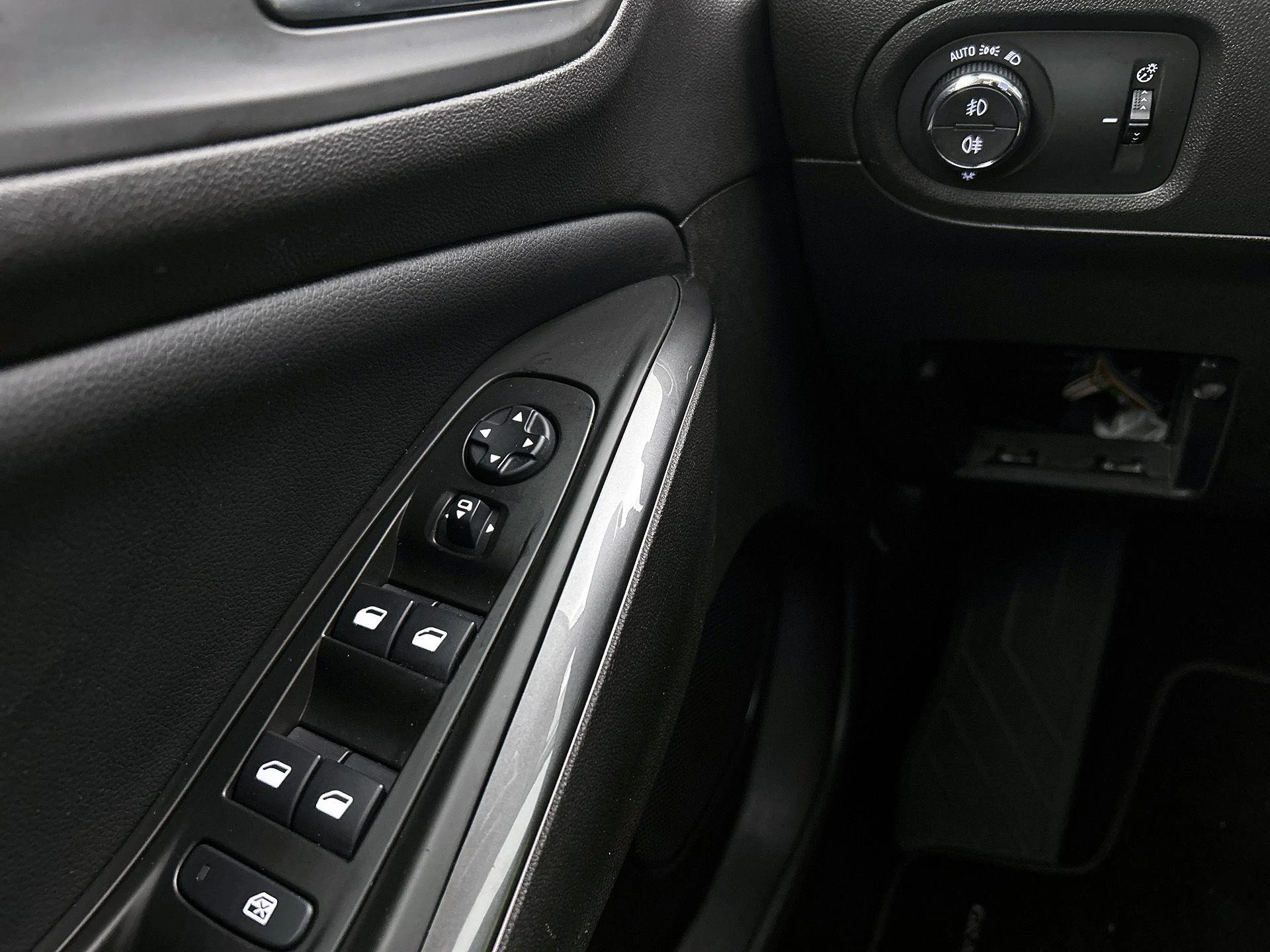 Opel-Grandland X-image-36