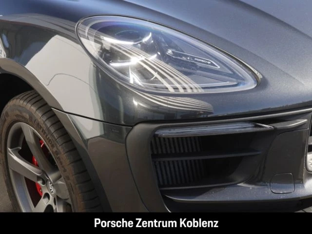 Porsche-Macan-image-7