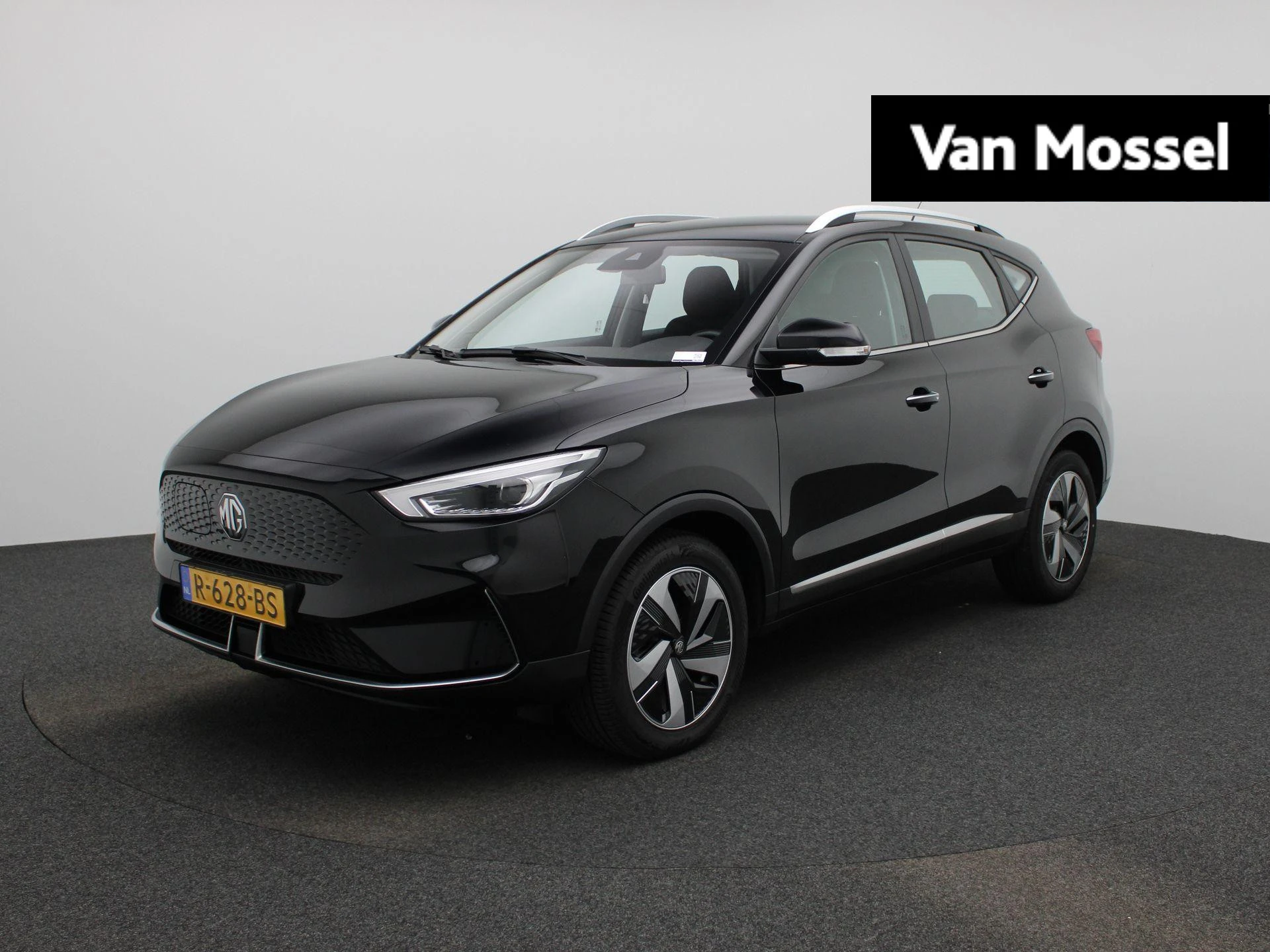 MG-ZS EV-image-0