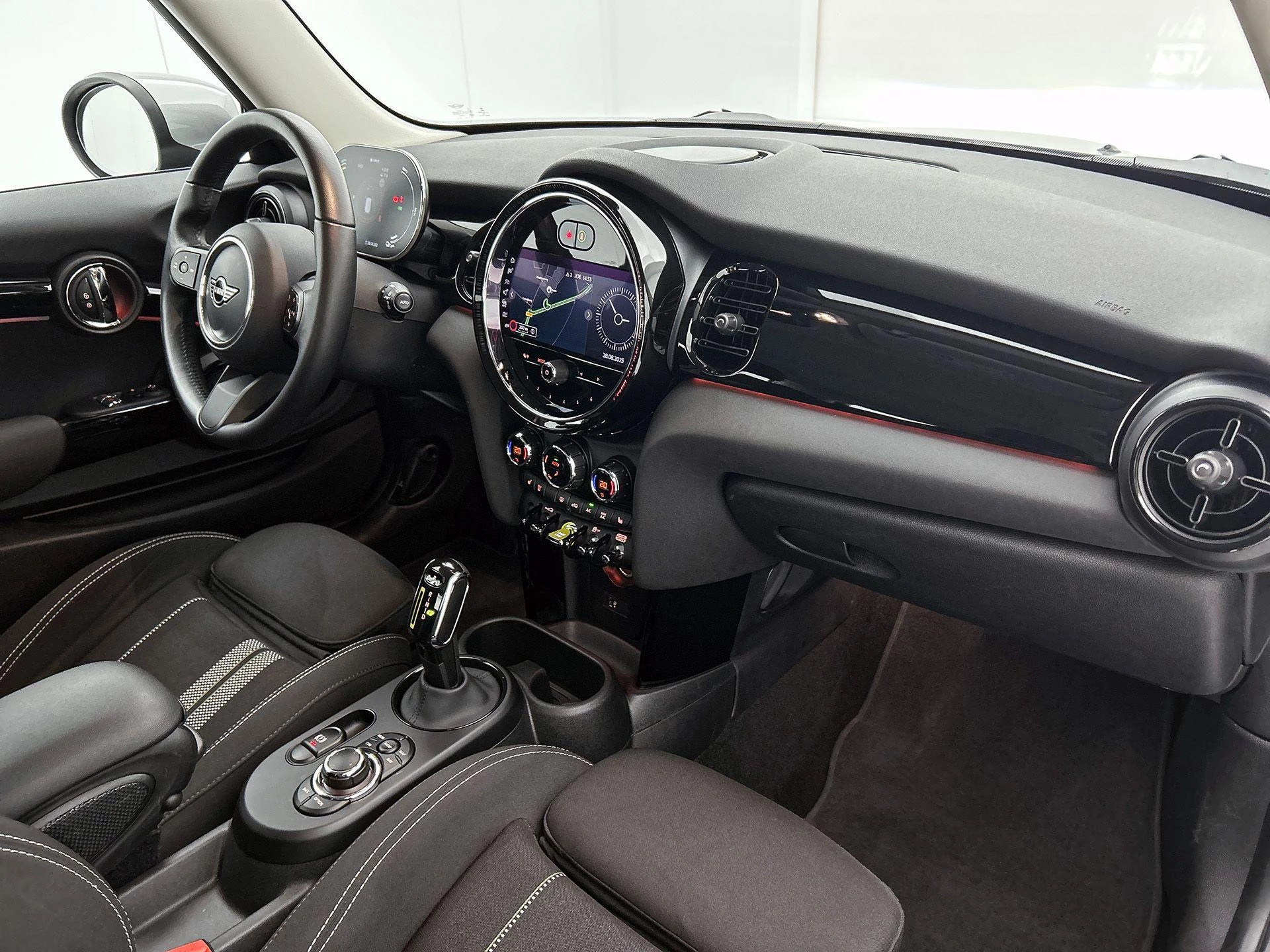 MINI-Electric-image-25