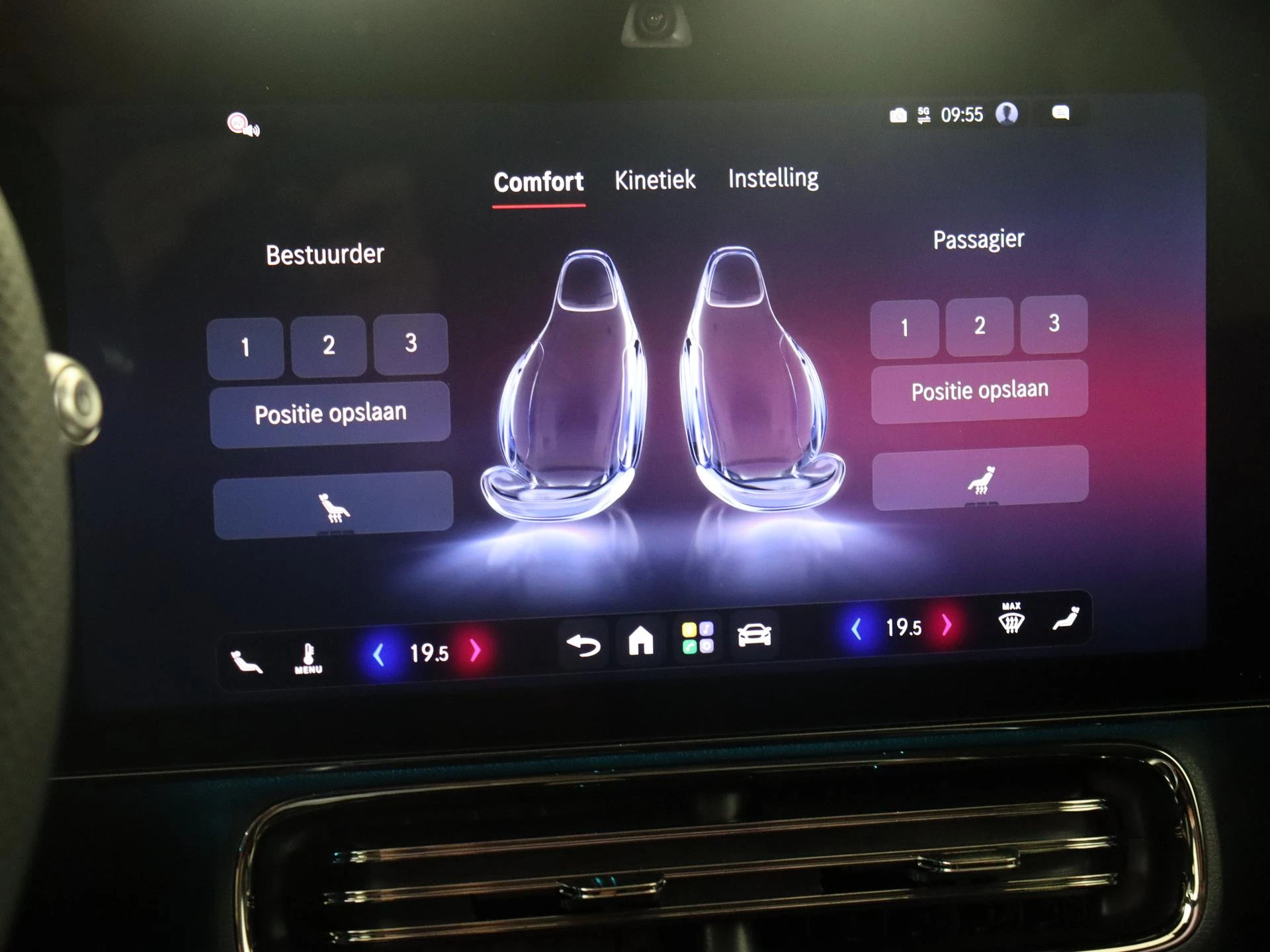 Mercedes-Benz-CLA-image-18