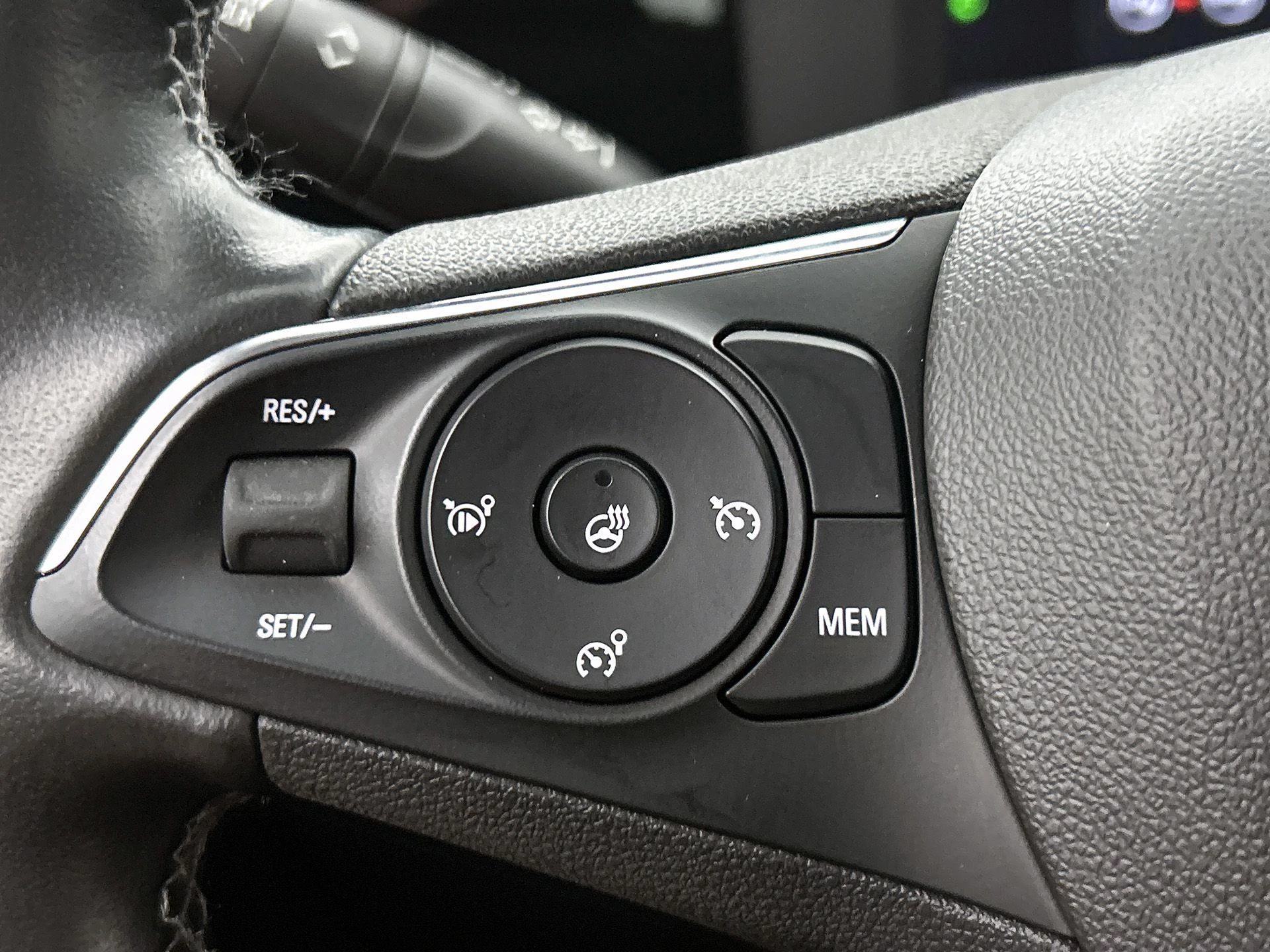 Opel Mokka-e Ultimate 50-kWh 11kw bl.