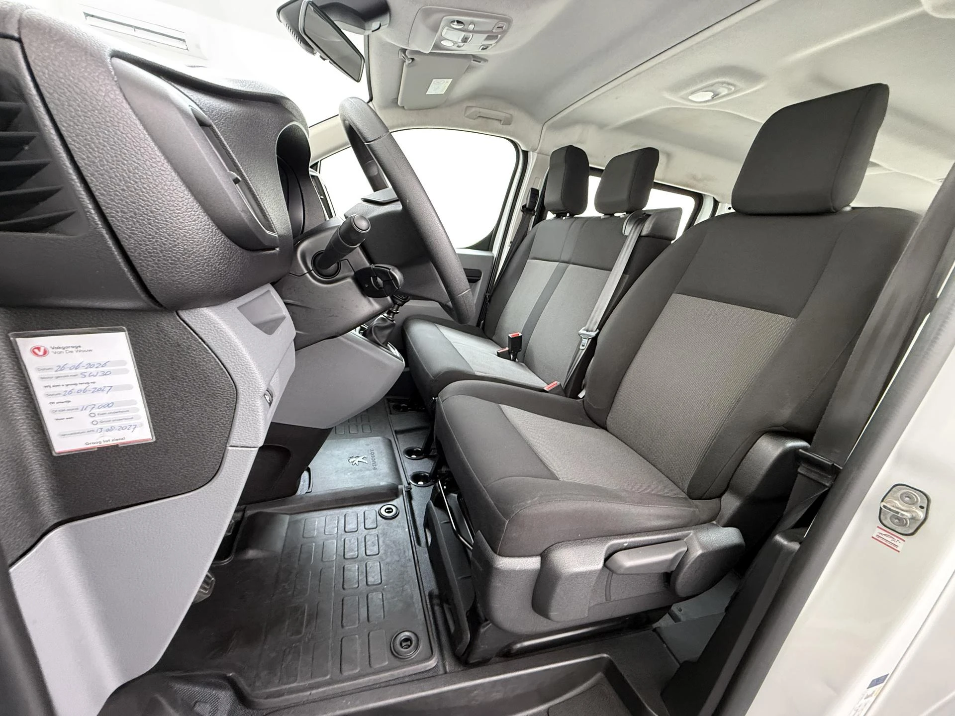 Peugeot-Expert-image-14