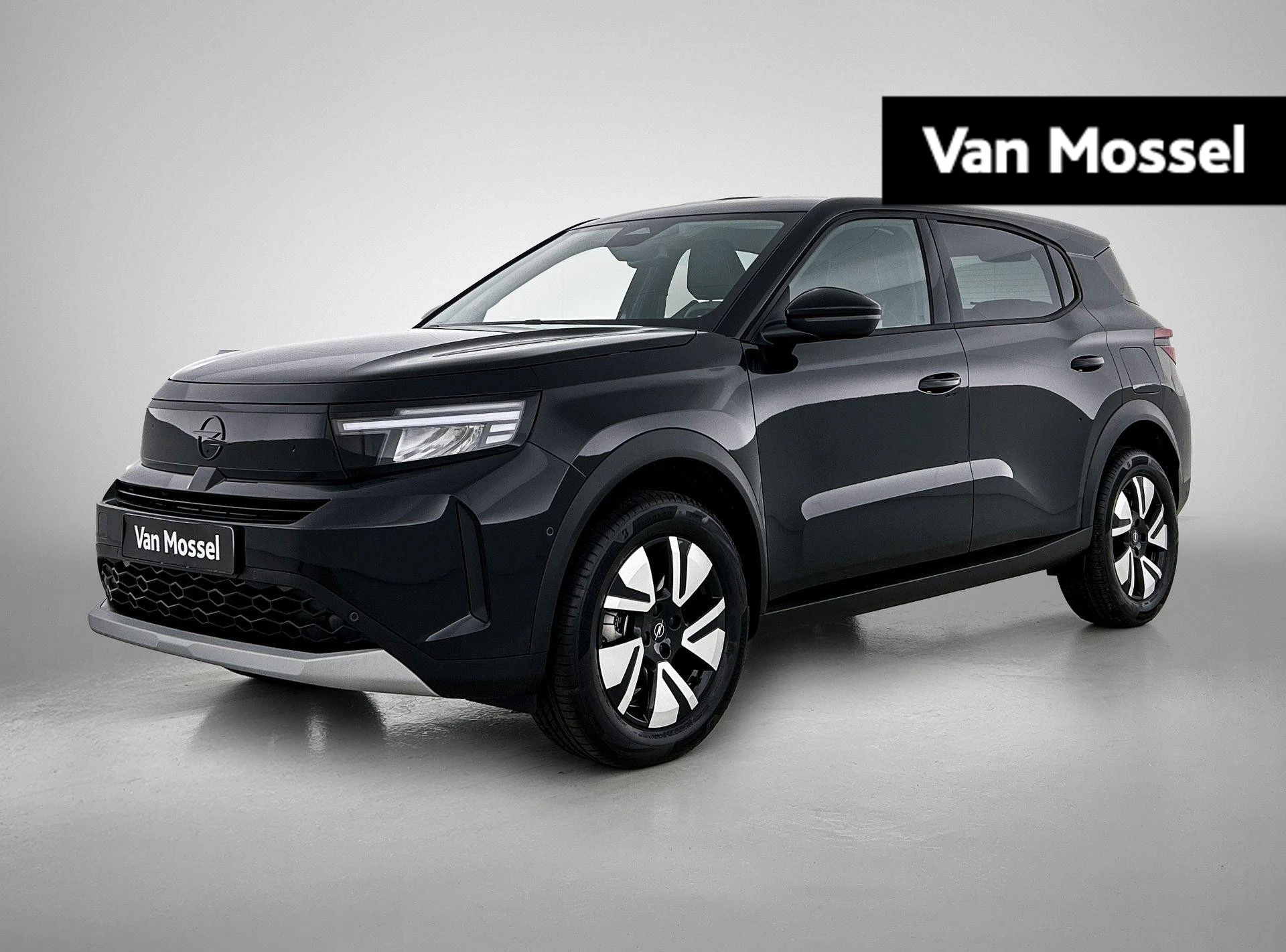 Opel-Frontera-image-0