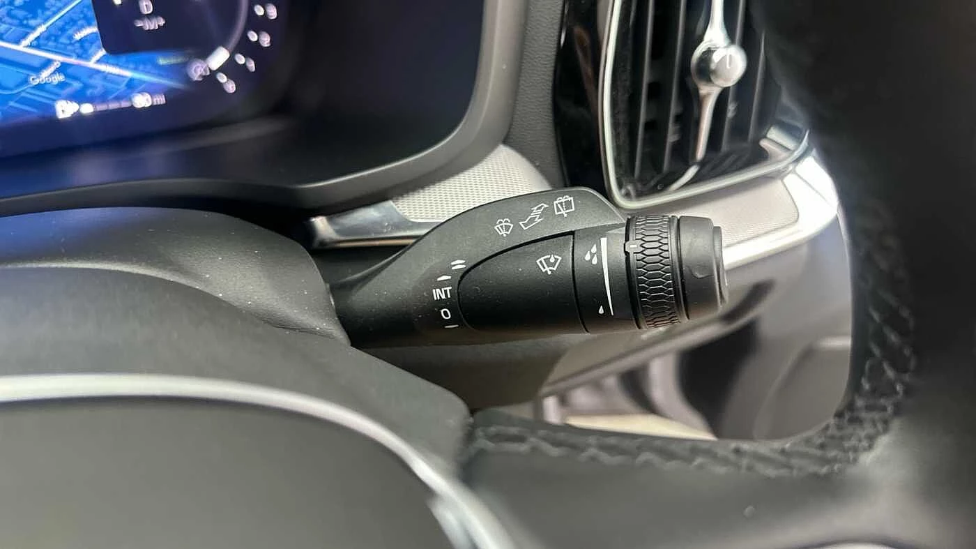Volvo-V60-image-19