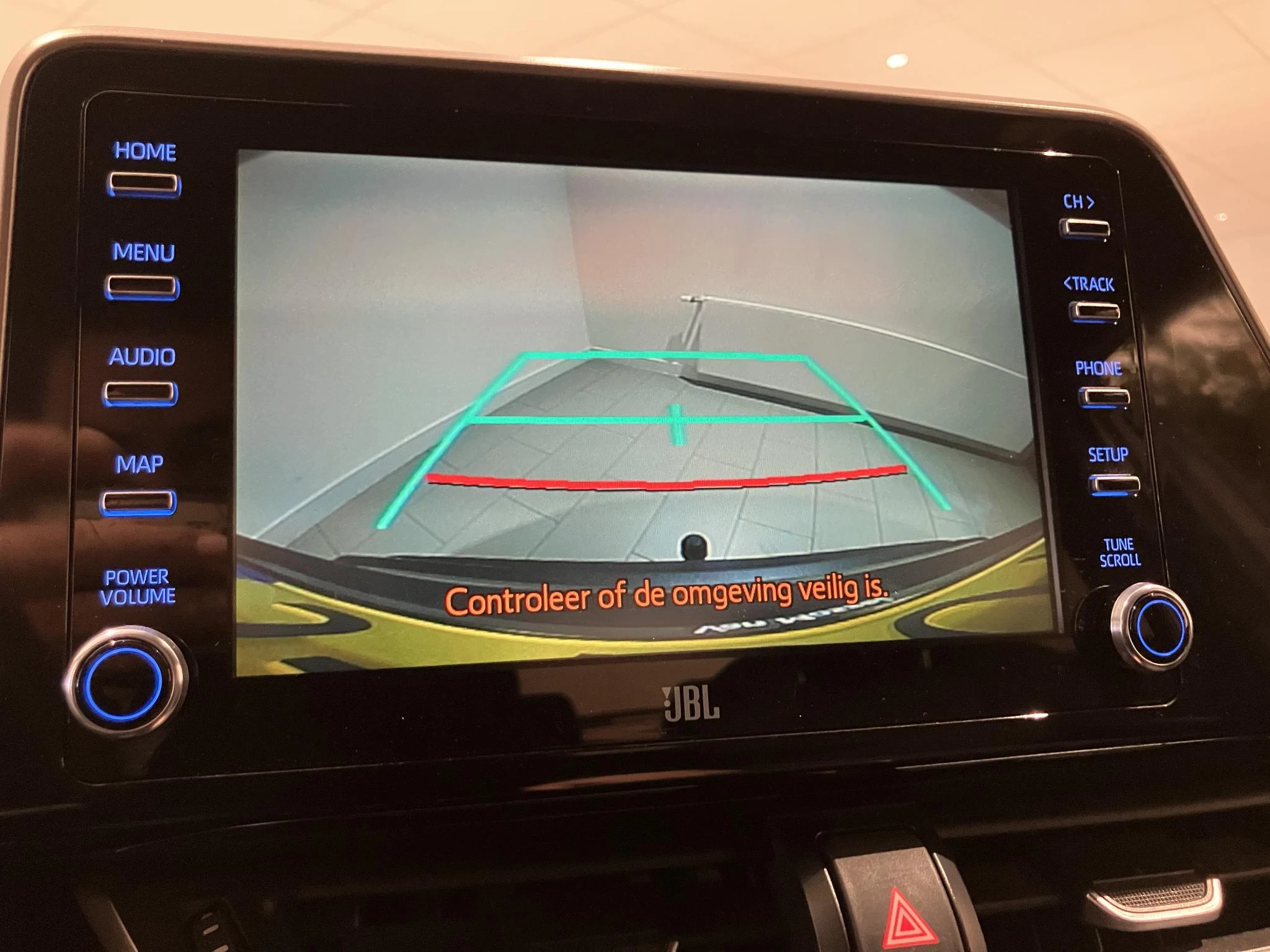 Toyota-C-HR-image-27