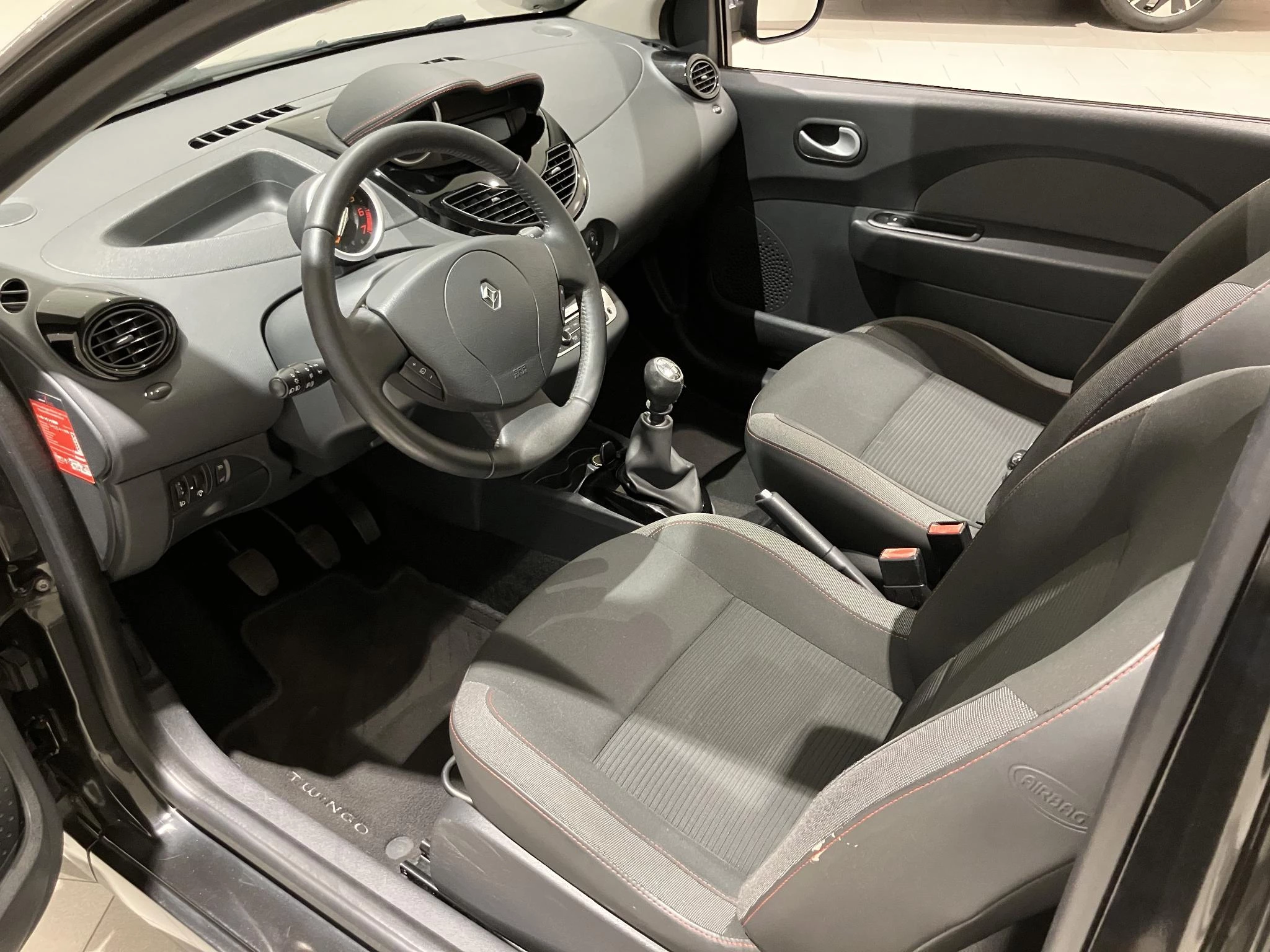 Renault-Twingo-image-10