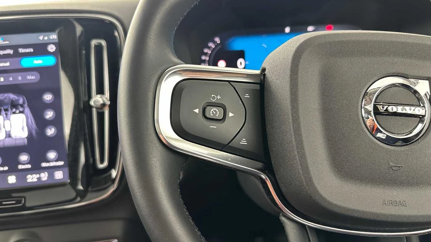 Volvo-XC40-image-21