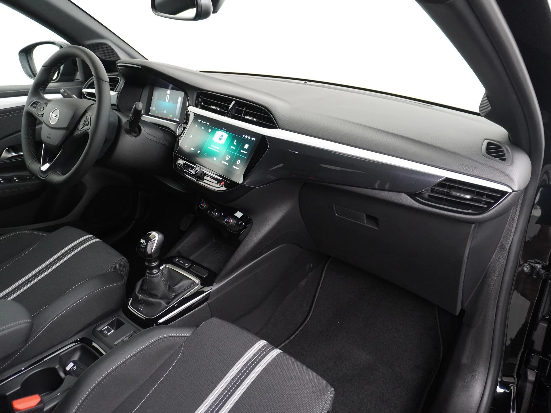 Opel-Corsa-image-11