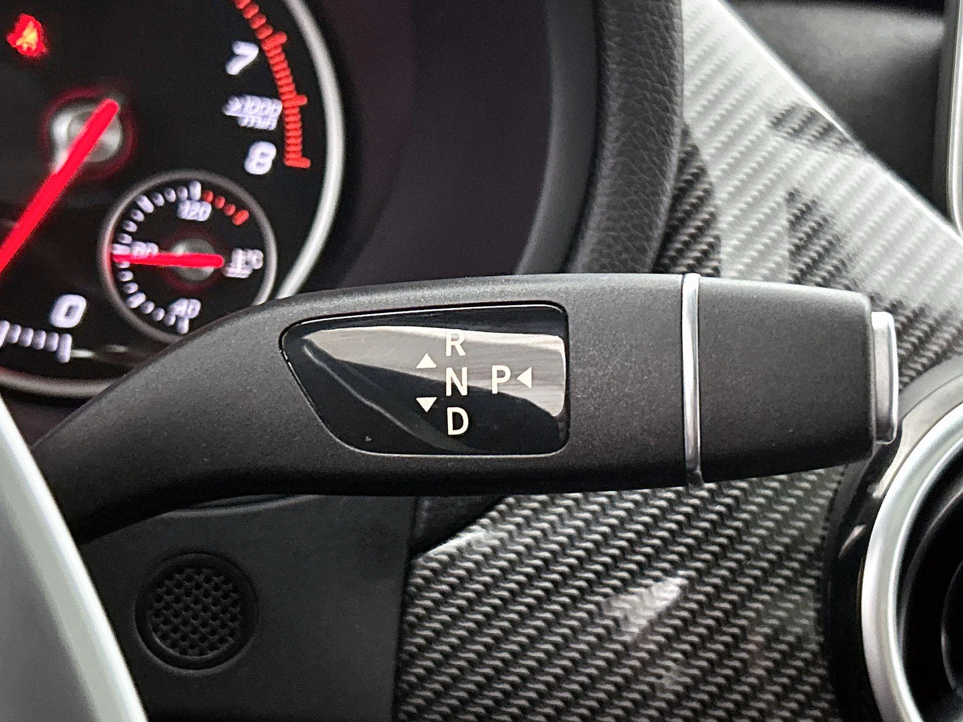 Mercedes-Benz-B-Klasse-image-9