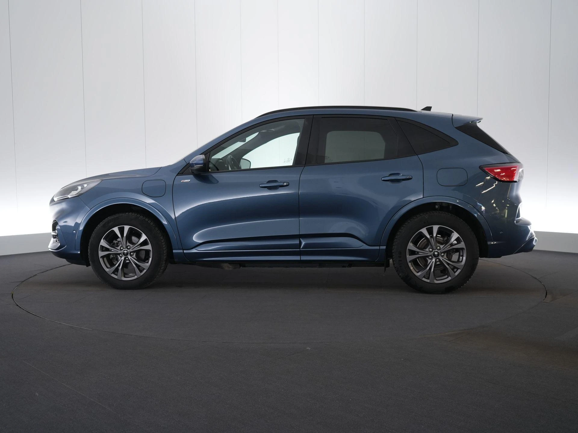 Ford-Kuga-image-4
