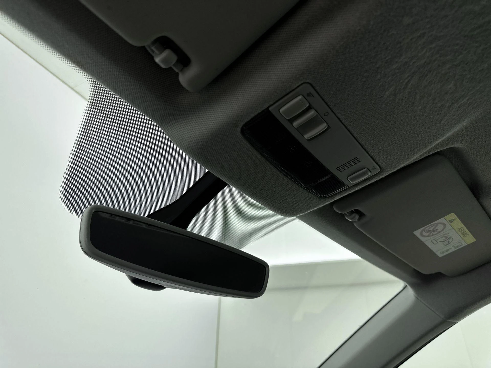 SEAT-Arona-image-22